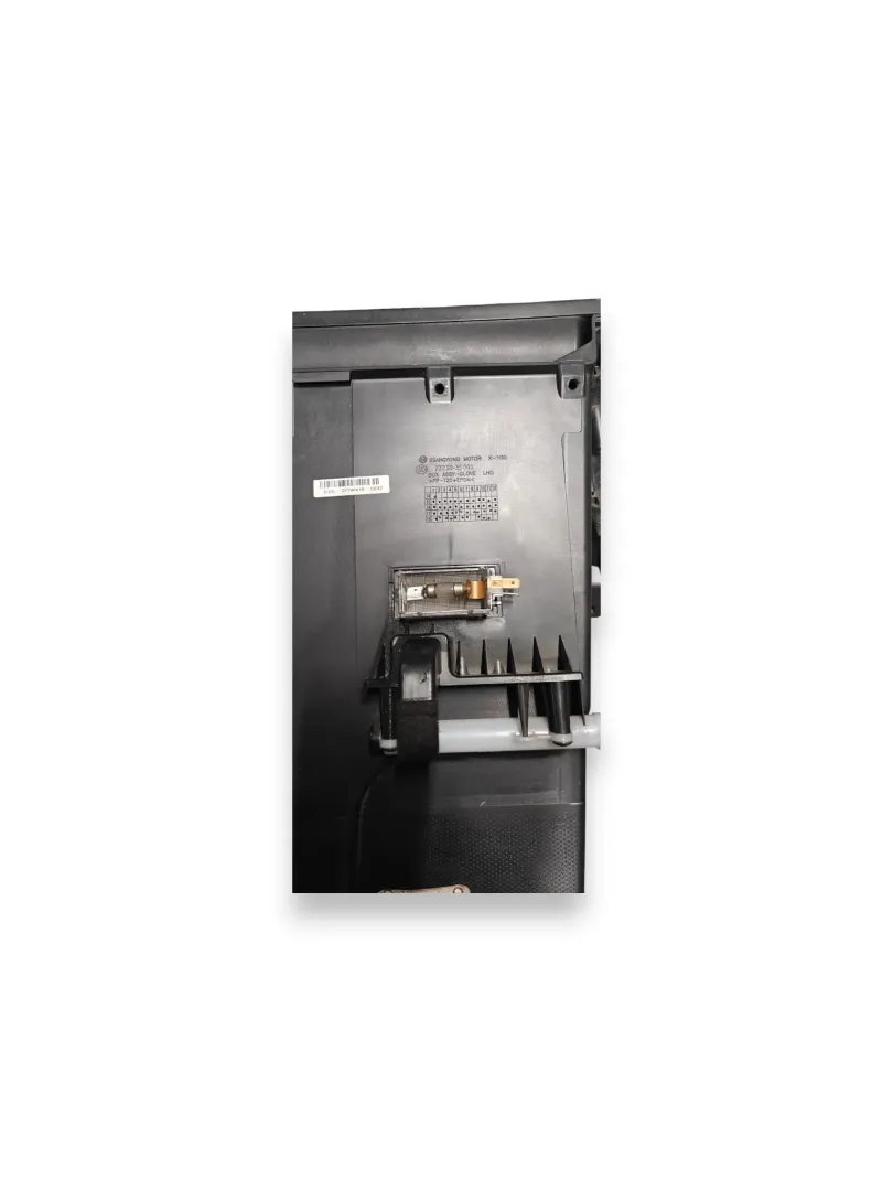 Dettaglio Cassetto portaoggetti Ssangyong Tivoli cod. 7771035001 - foto 3