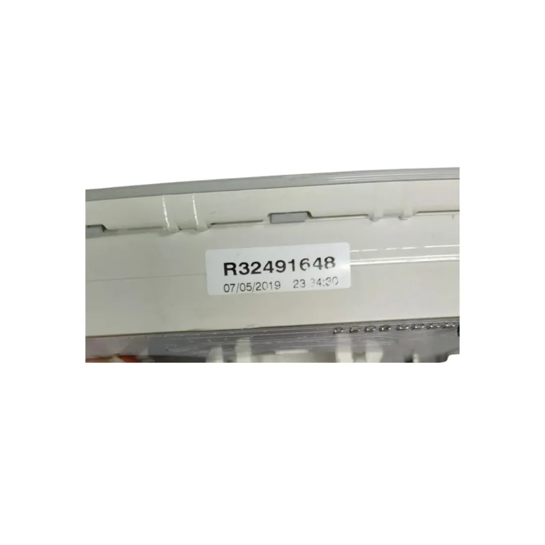 Dettaglio Plafoniera anteriore di cortesia Audi Q3 F3B OEM 8Y0947135EET1 - foto 3