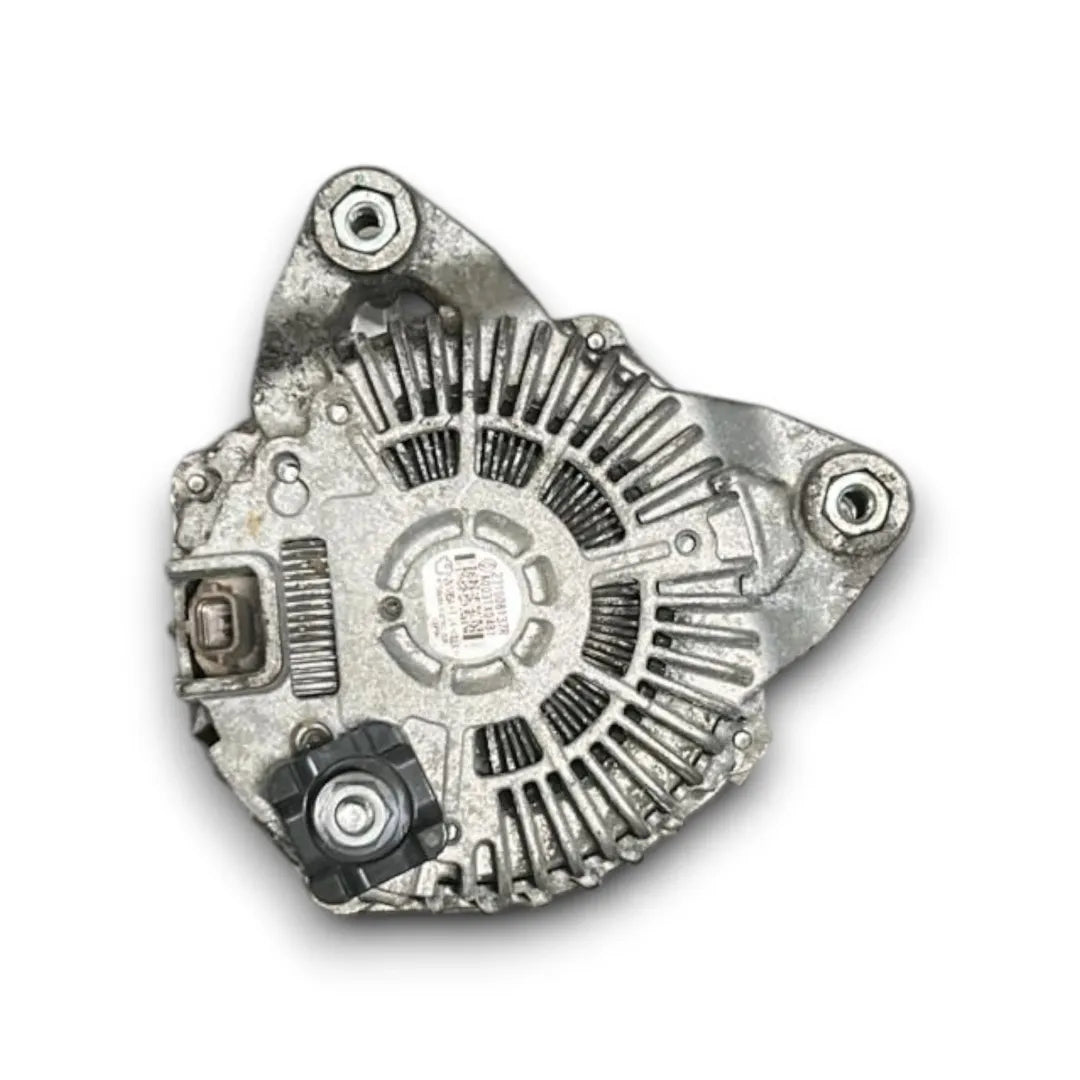 Dettaglio Alternatore Renault Megane 3ª Serie 2012–2014 OEM 231008137R - foto 3