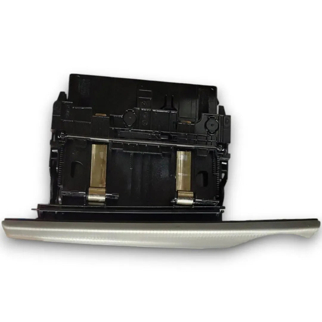 Dettaglio Cassetto portaoggetti MINI Clubman R55 cod. 9203992 - foto 3