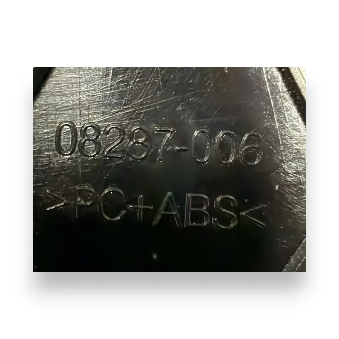Dettaglio Bocchetta aria laterale cruscotto destra Land Rover Range Rover Evoque cod. 08287-006 - foto 3