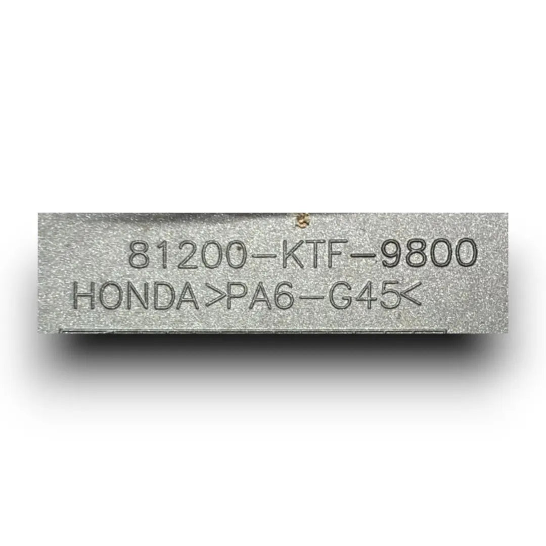 Dettaglio Maniglione passeggero con portapacchi Honda SH 125i ABS Start&Stop cod. 81200-KTF-9800 - foto 3