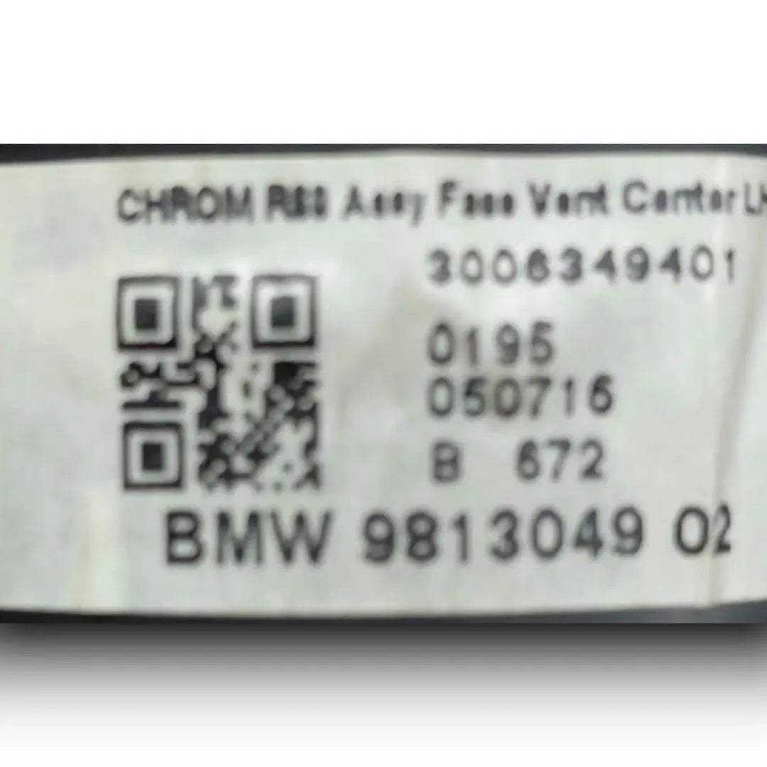 Dettaglio Bocchetta aria centrale cruscotto sinistra MINI Countryman R60 cod. 981305002 - foto 3