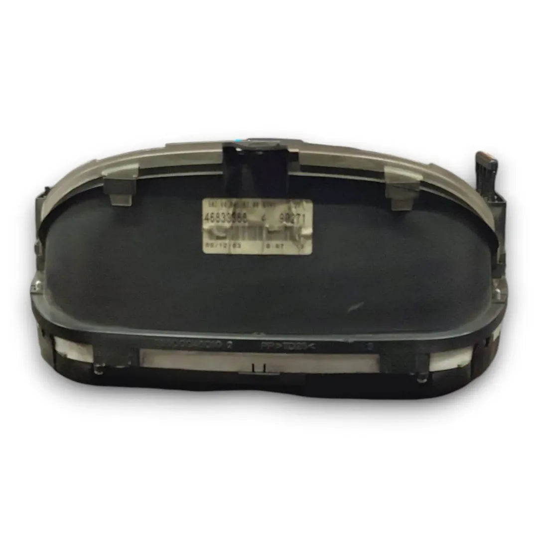 Dettaglio Quadro strumenti Fiat Punto 2U cod. 46833368 - foto 3