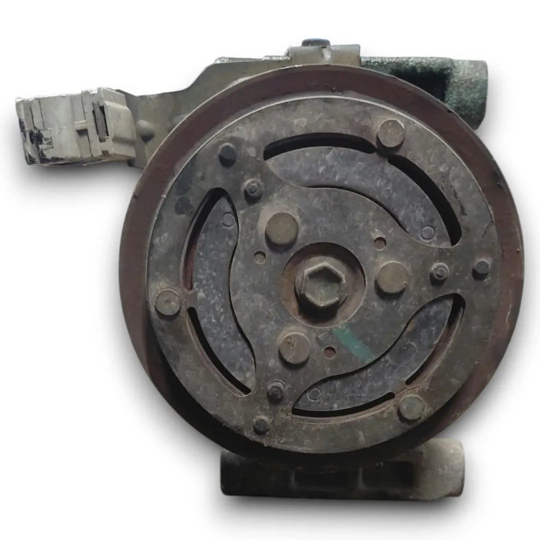Dettaglio Compressore clima Nissan Qashqai J10E/JJ10E 2010–2014 OEM 92600JD000 - foto 3