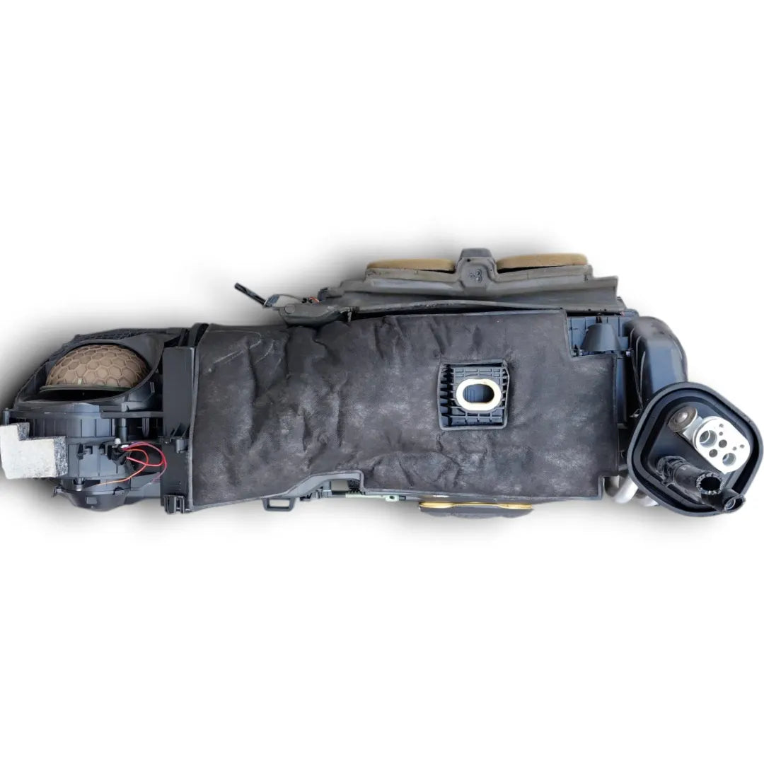 Dettaglio Gruppo riscaldatore abitacolo BMW Serie 4 Coupé F32 cod. 64119238642 - foto 4