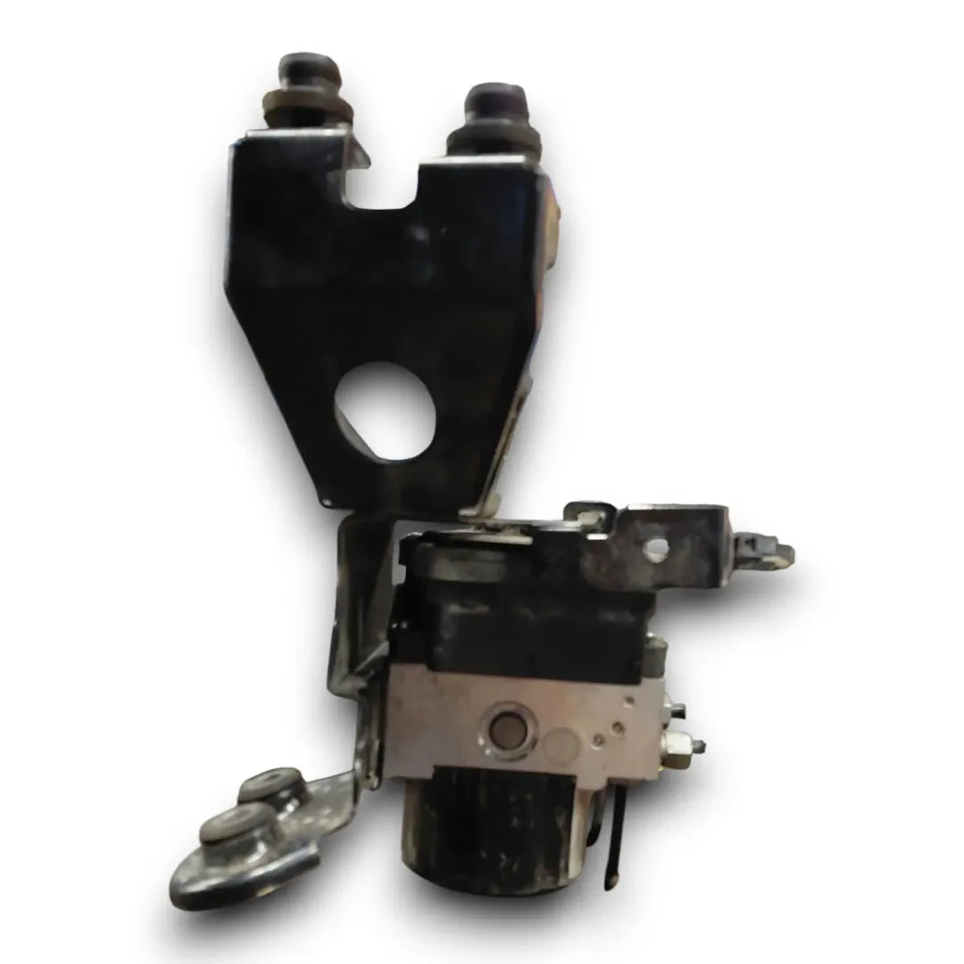 Dettaglio Pompa ABS Opel Astra J 2009–2018 cod. 13379599 - foto 4