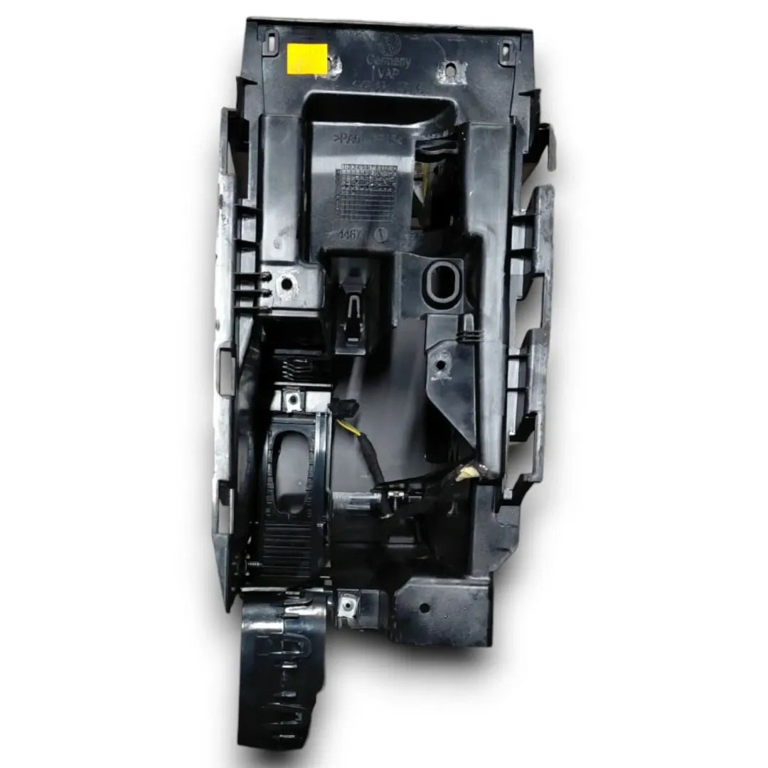 Dettaglio Bracciolo Volkswagen Scirocco dal 2008 cod. 1K5864251 C - foto 4