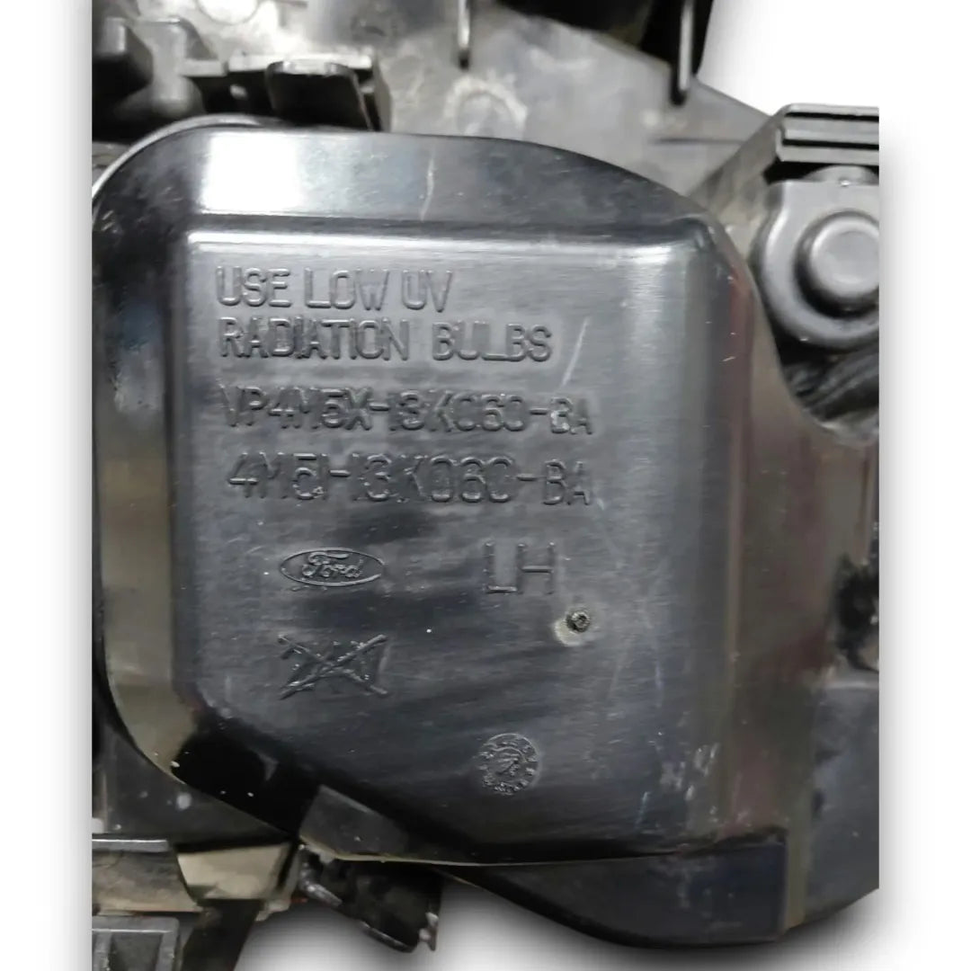 Dettaglio Faro anteriore laterale sinistro Ford Focus 2004–2008 OEM 1481000 - foto 5