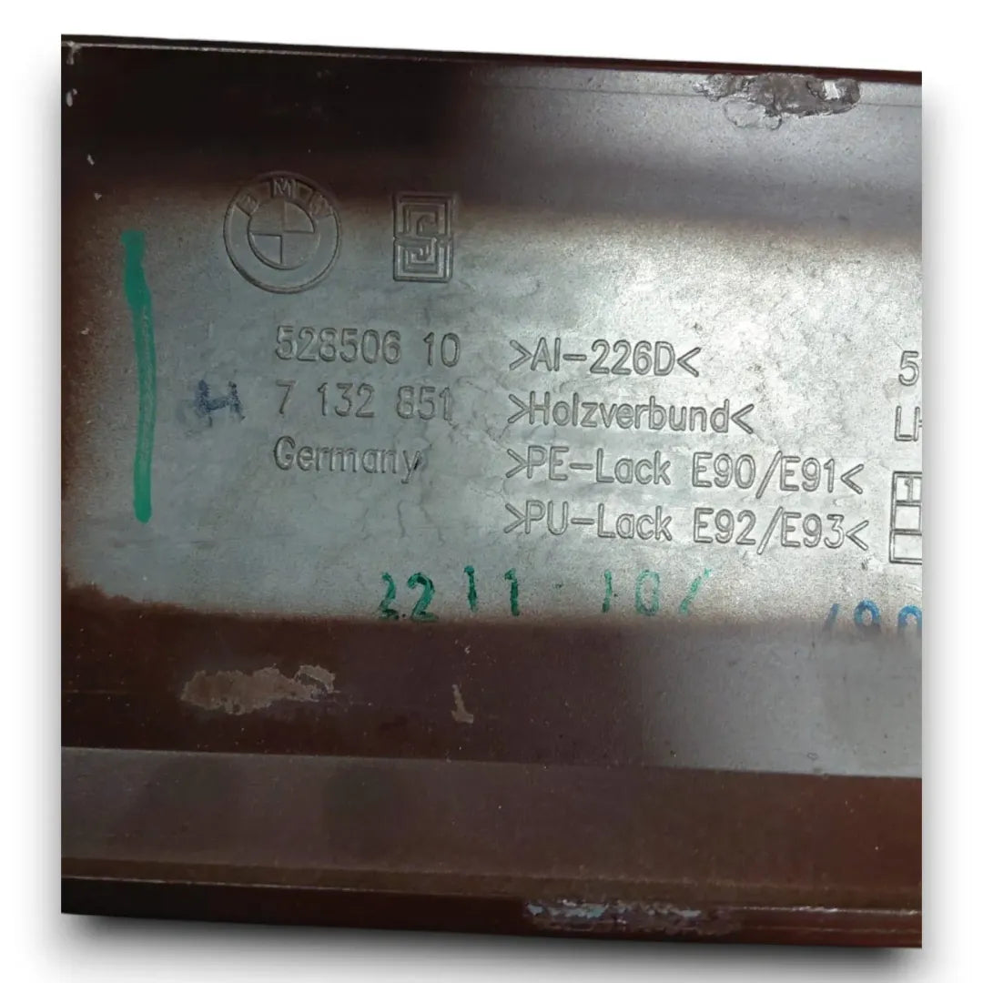 Dettaglio Modanatura laterale del cruscotto destra BMW Serie 3 E90/E91 OEM 51457138799 - foto 5