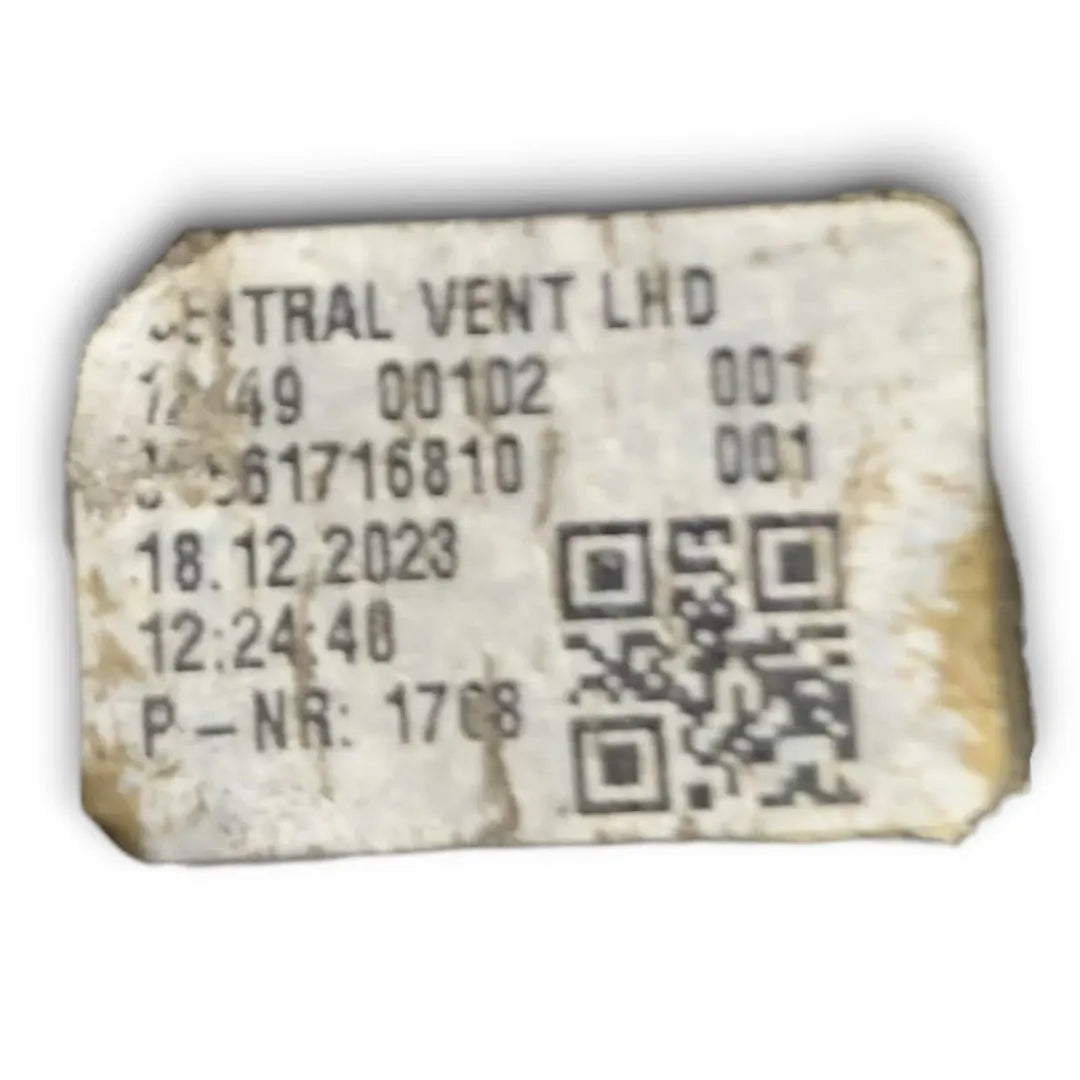Dettaglio Bocchetta aria centrale cruscotto Alfa Romeo Tonale dal 2022 OEM 156171681 - foto 5