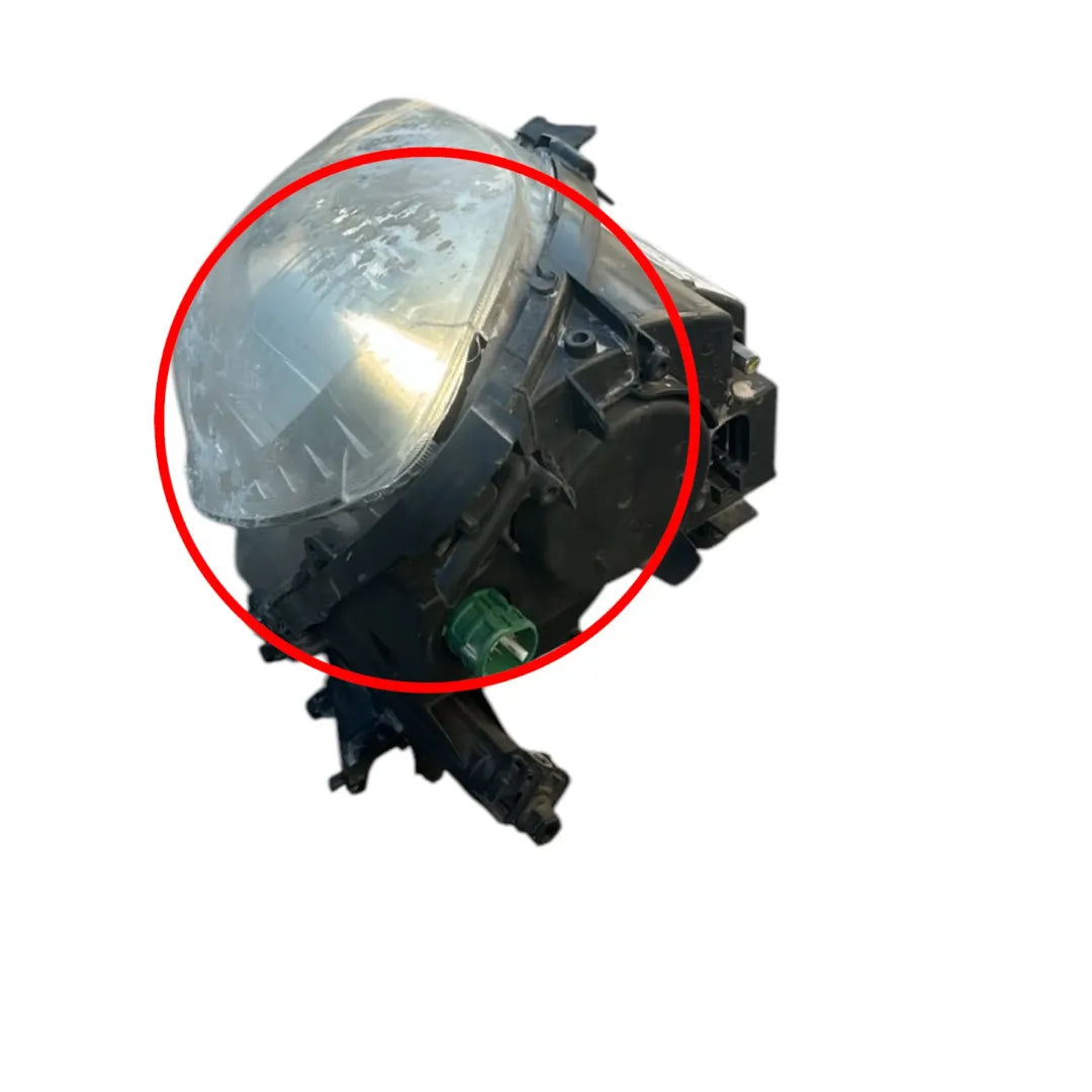 Dettaglio Faro anteriore sinistro Alfa Romeo Giulietta 2010–2013 OEM 00505202190 - foto 5