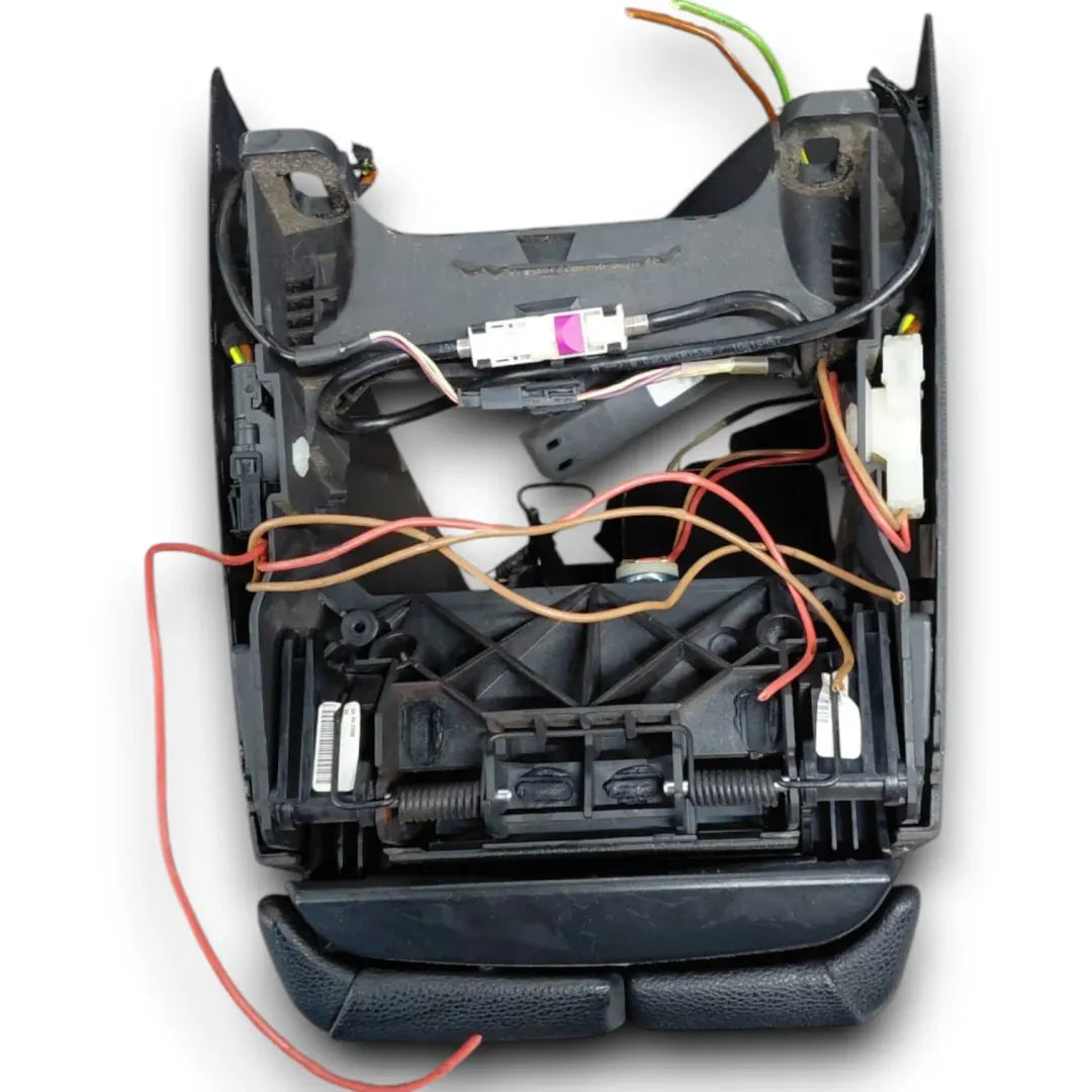 Dettaglio Consolle centrale BMW Serie 3 E90/E91 cod. 51169153212 - foto 6