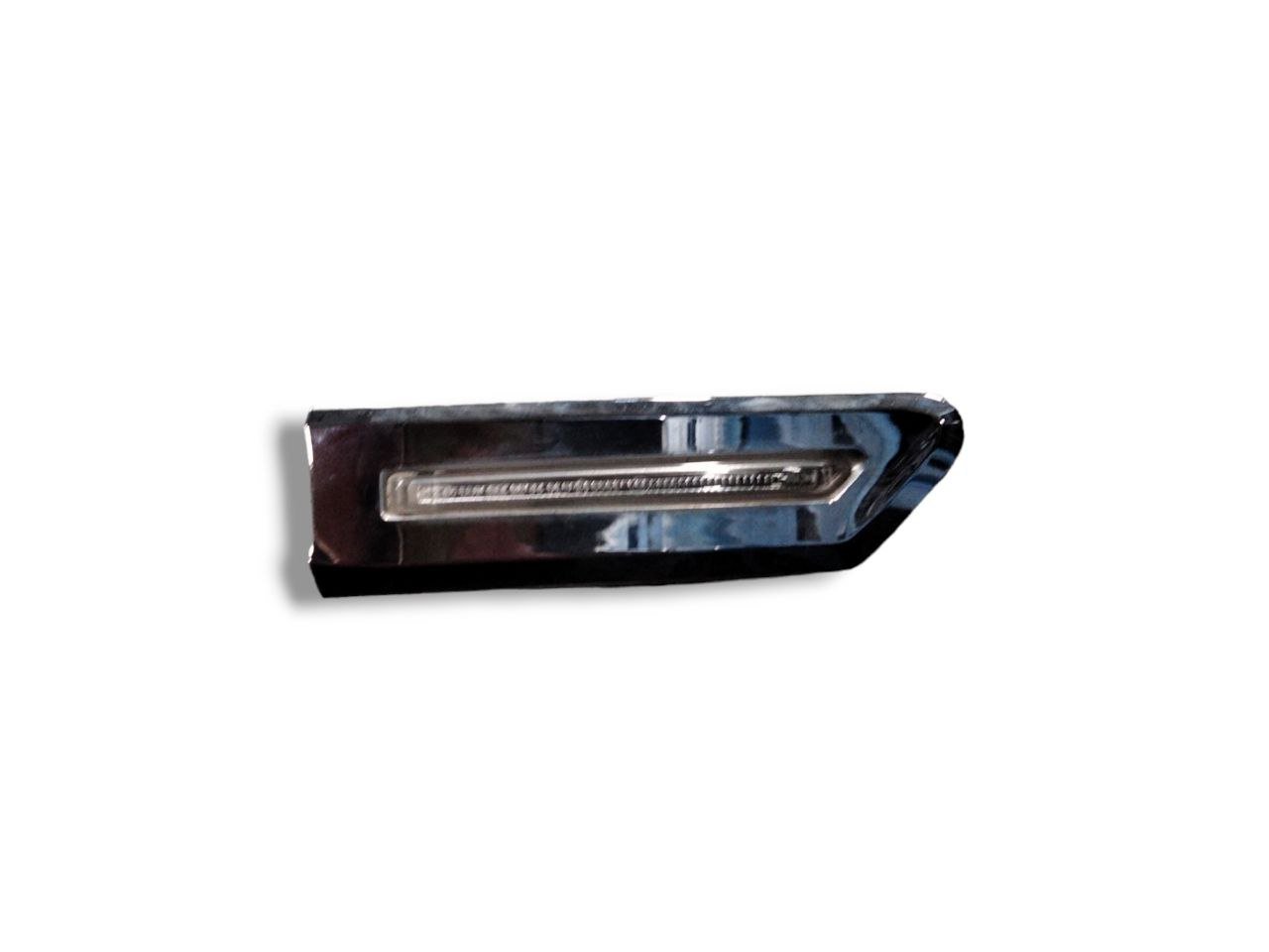 Right front direction indicator dx BMW Series 7 F01 / F02 / F03 / F04 (2015) code.6750100001 - F&P CRASH SRLS - Used Parts