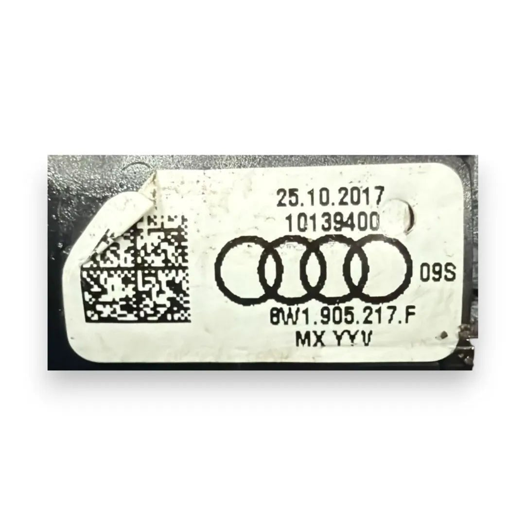 Dettaglio Interruttore di accensione Audi Q5 FYB 2016–2021 OEM 8W1905217E - foto 3