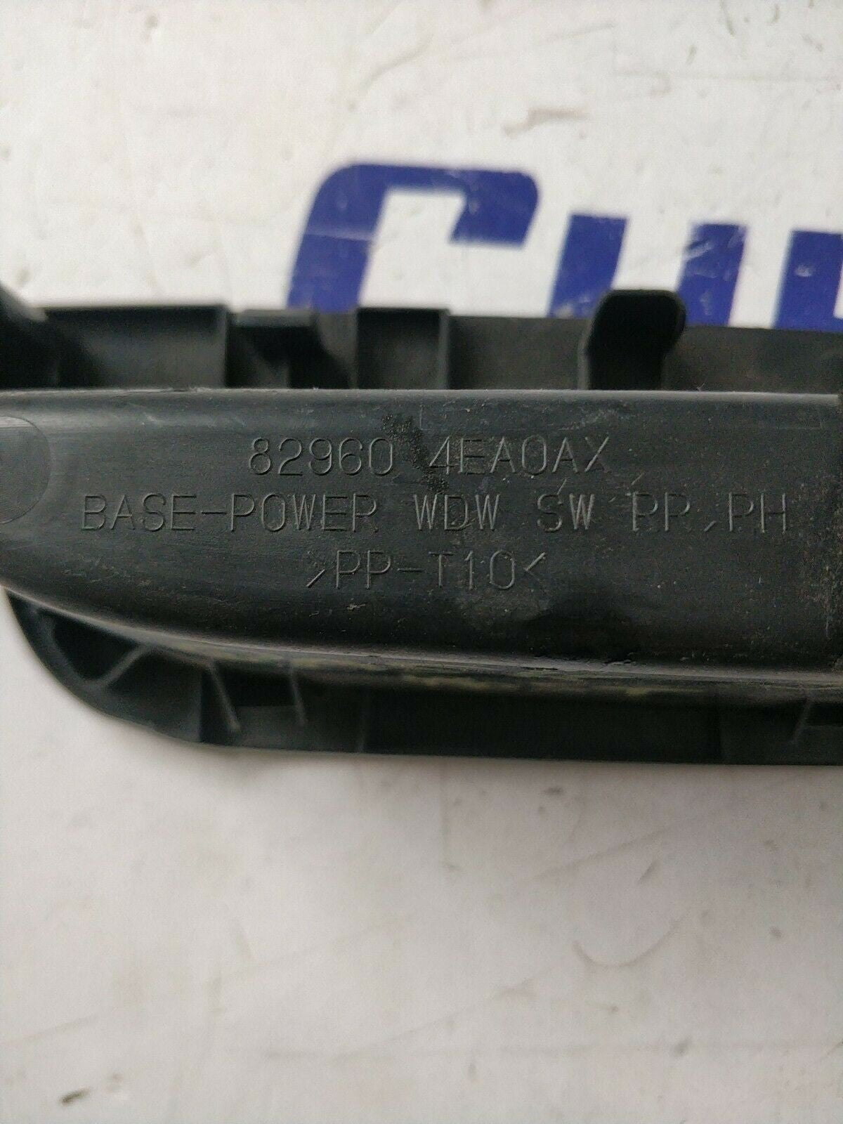Right Rear Window Switch Nissan Qashqai (J11)) 82960 4Eaoax - F&P CRASH SRLS - Used Parts