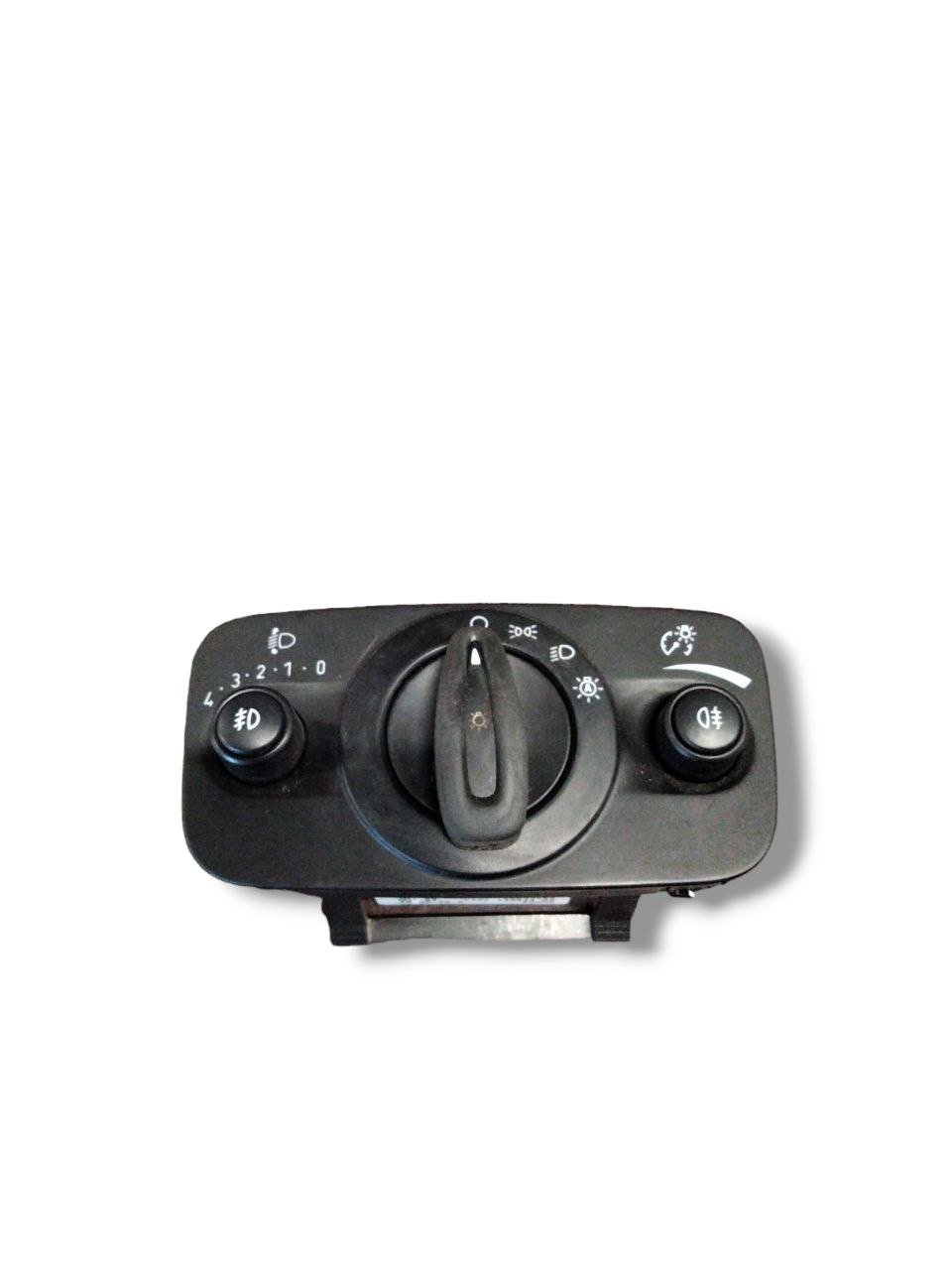 Light Control Switch Ford Ecosport (2015>) code.C1BT13A024AB - 10099369 - F&P CRASH SRLS - Used Parts