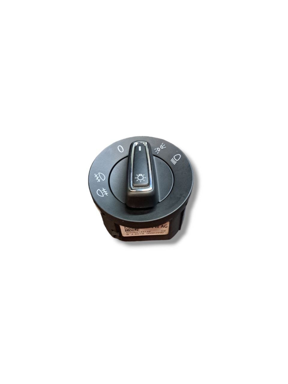 Interruttore Comando Luci Seat Arona / Leon (2021) COD:5G0941431AF - F&P CRASH SRLS - Ricambi Usati