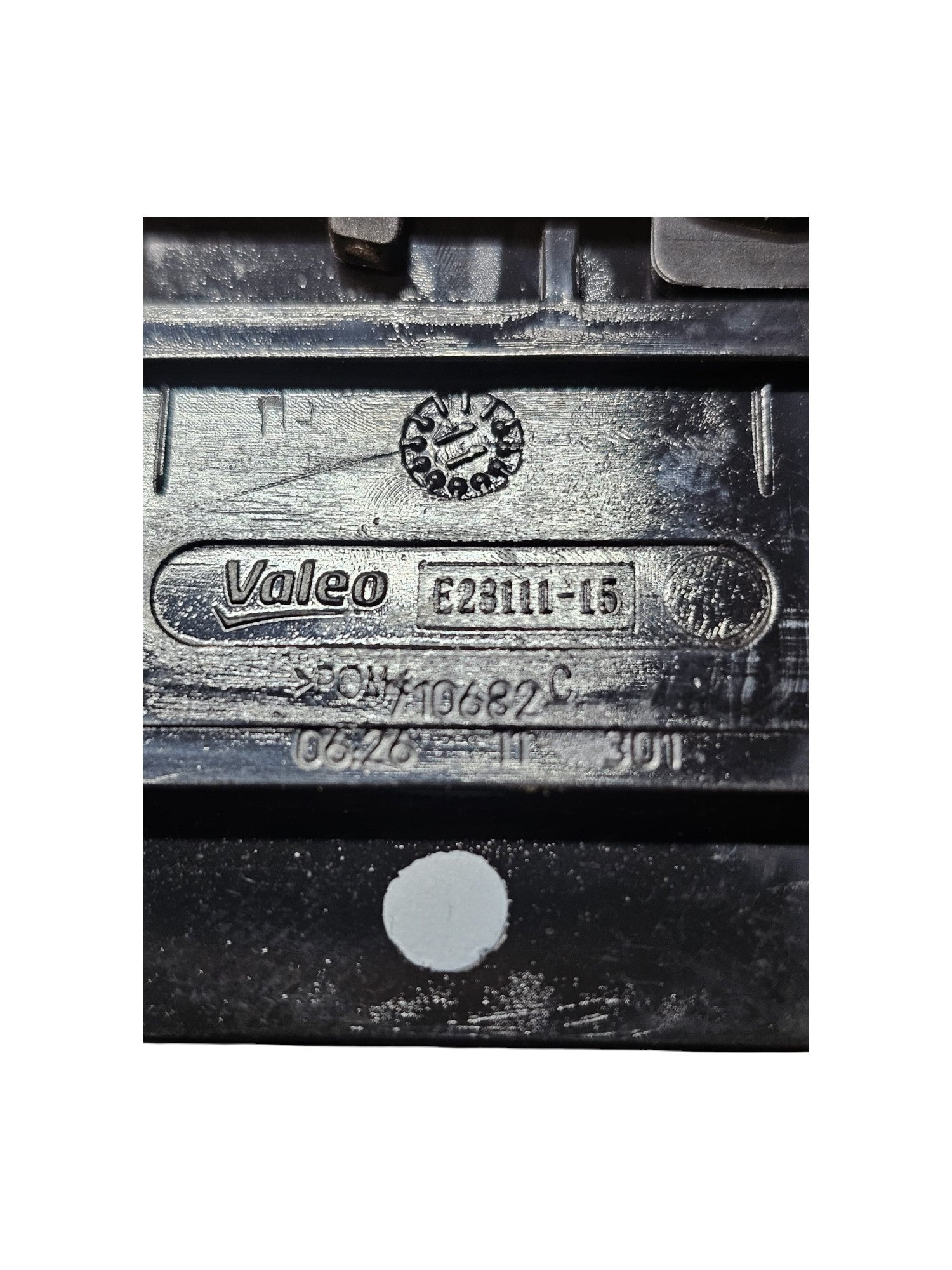 Interruttore Lunotto Termico Dacia Sandero I Cod:E23111 - 15 (2008 - 2012) - F&P CRASH SRLS - Ricambi Usati