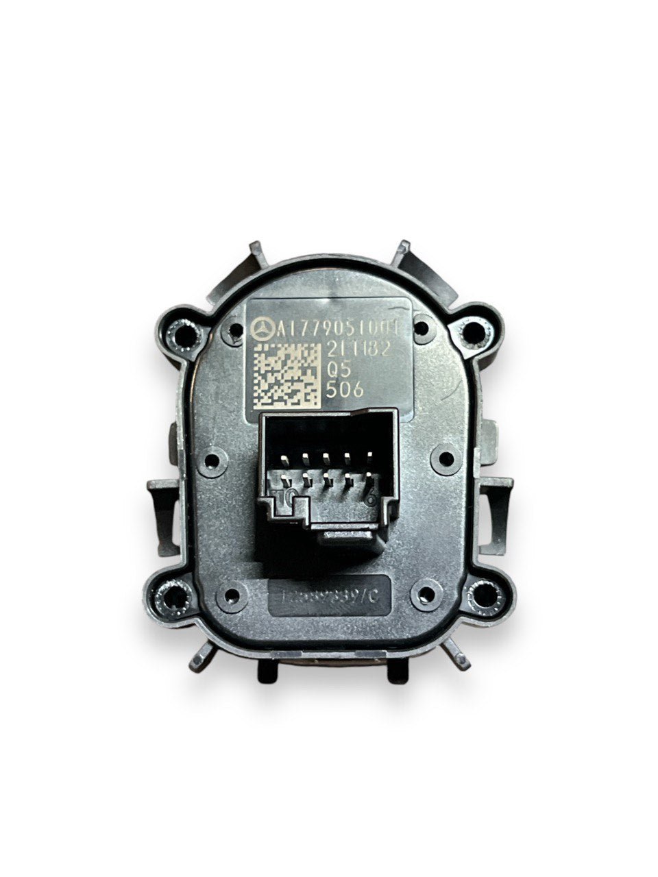 Interruttore / Pulsante Accensione Start & Stop Mercedes - Benz Classe A W177 cod.A1779051001 (2018>) - F&P CRASH SRLS - Ricambi Usati