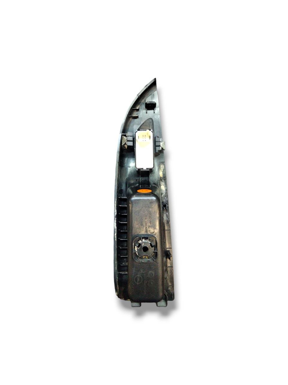 Switch / Window Lift Button rear left (sx) Opel Mokka B (2020>) code.9835154080 - F&P CRASH SRLS - Used Parts