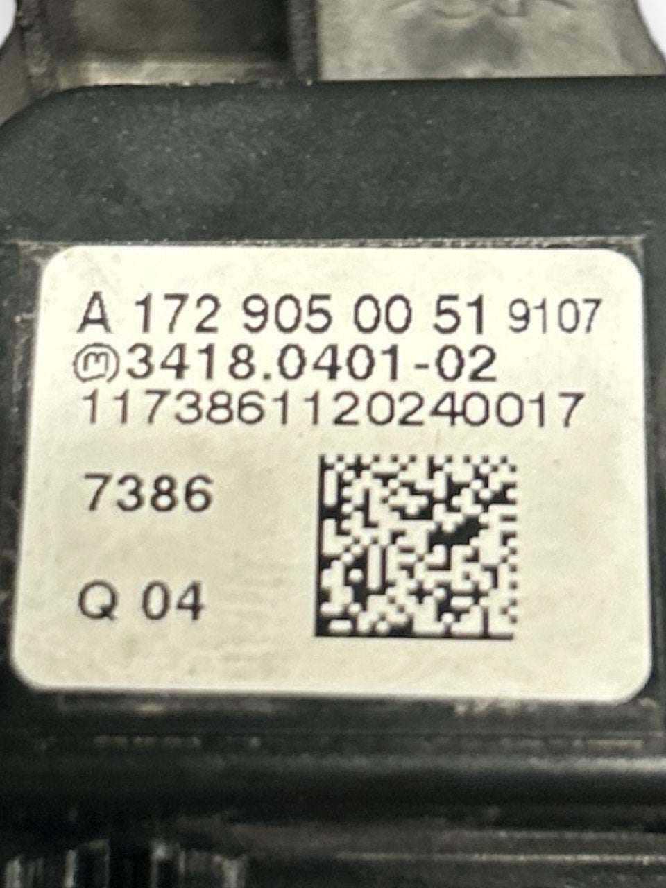 Interruttore / Pulsante SOS Mercedes Benz Classe A (W176) (2012 > 2018) cod.A1729050051 - F&P CRASH SRLS - Ricambi Usati