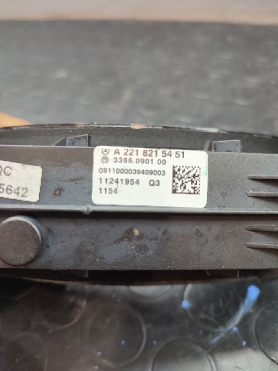 Dashboard switches Parktronic and Tps Mercedes S class (w221) code A2218215451 - F&P CRASH SRLS - Used Parts