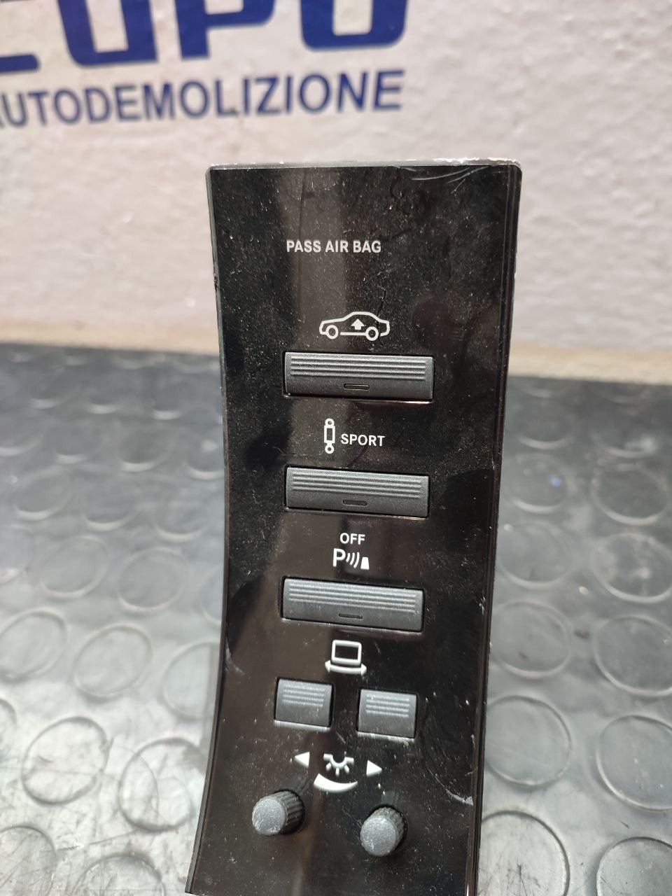 Dashboard switches Parktronic and Tps Mercedes S class (w221) code A2218215451 - F&P CRASH SRLS - Used Parts