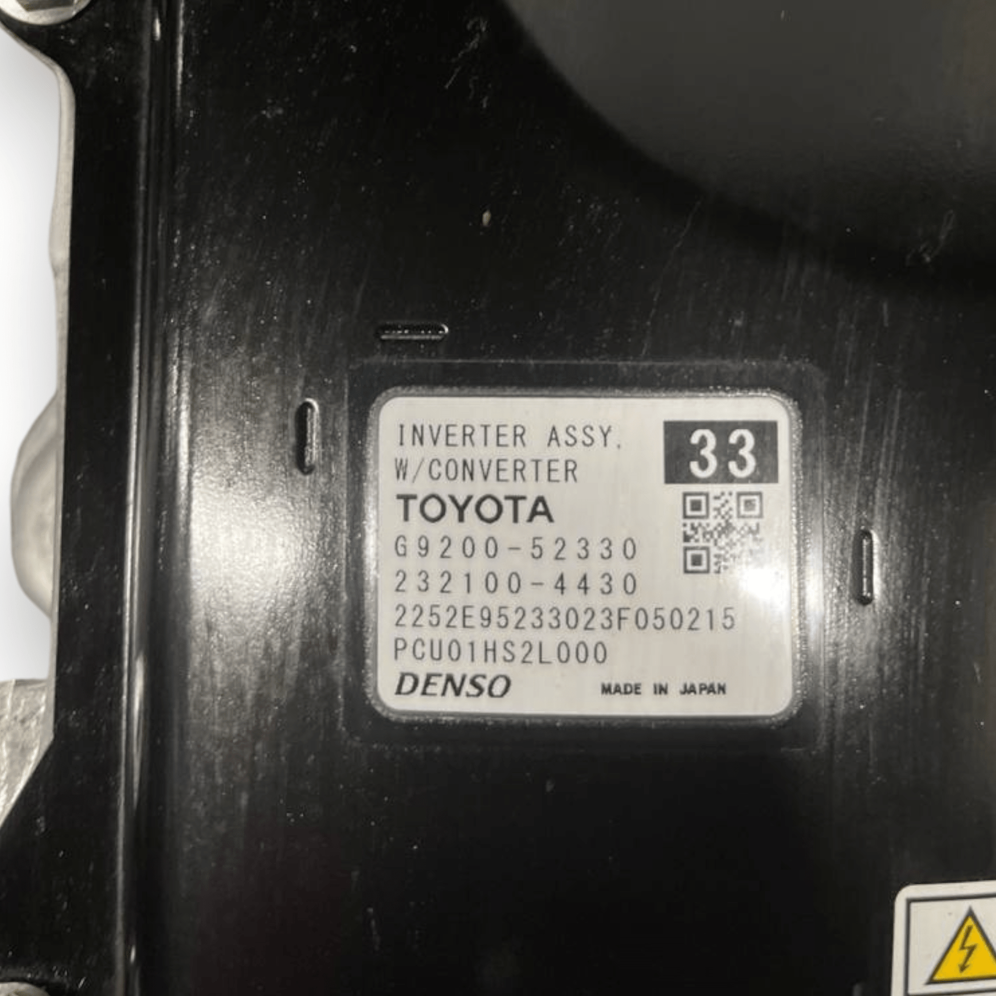 Inverter / Convertitore Toyota Yaris Cross 1.5 Benzina / Hybrid (2020 - ) cod: 232100 - 4430 / cod: G9200 - 52330 - F&P CRASH SRLS - Ricambi Usati