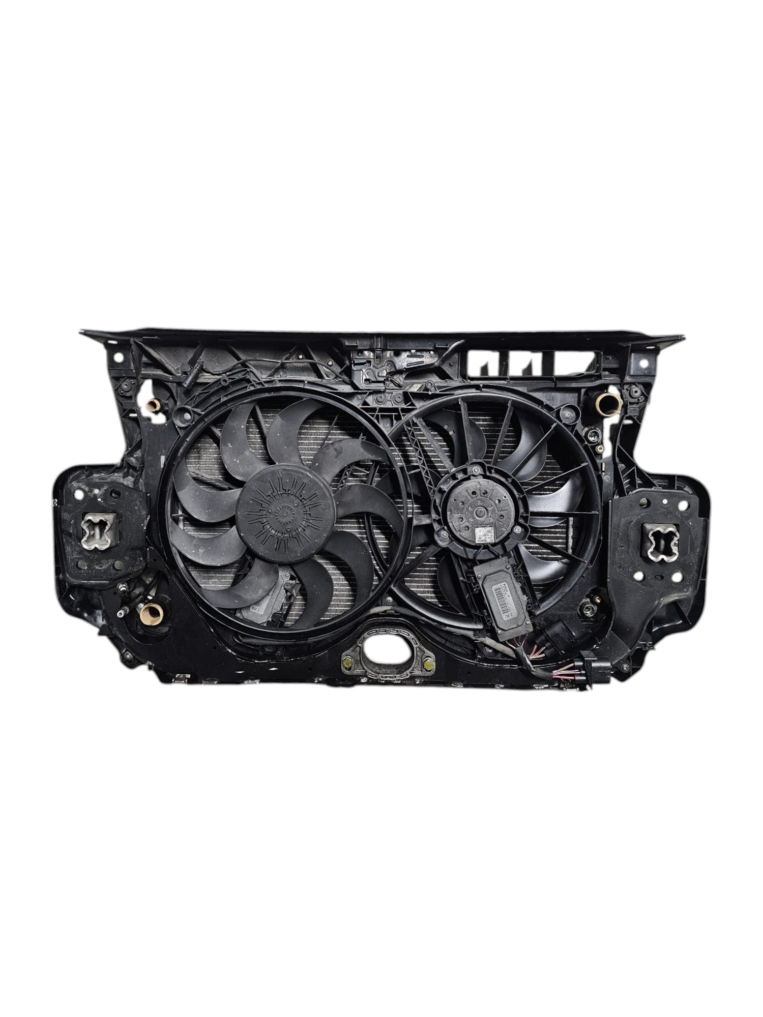 Kit Radiatore con Staffa di Rinforzo Audi A6 C6 3.0 Diesel Cod:4F0121207K (2004 - 2011) - F&P CRASH SRLS - Ricambi Usati