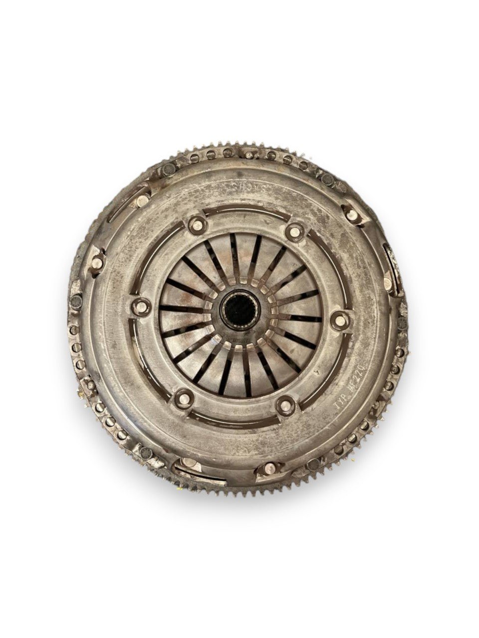 Clutch Flywheel Kit Volkswagen Golf IV / Seat Ibiza 14 - 1.6 Petrol (1997 to 2004) code: R0301052710 - F&P CRASH SRLS - Used Spare Parts