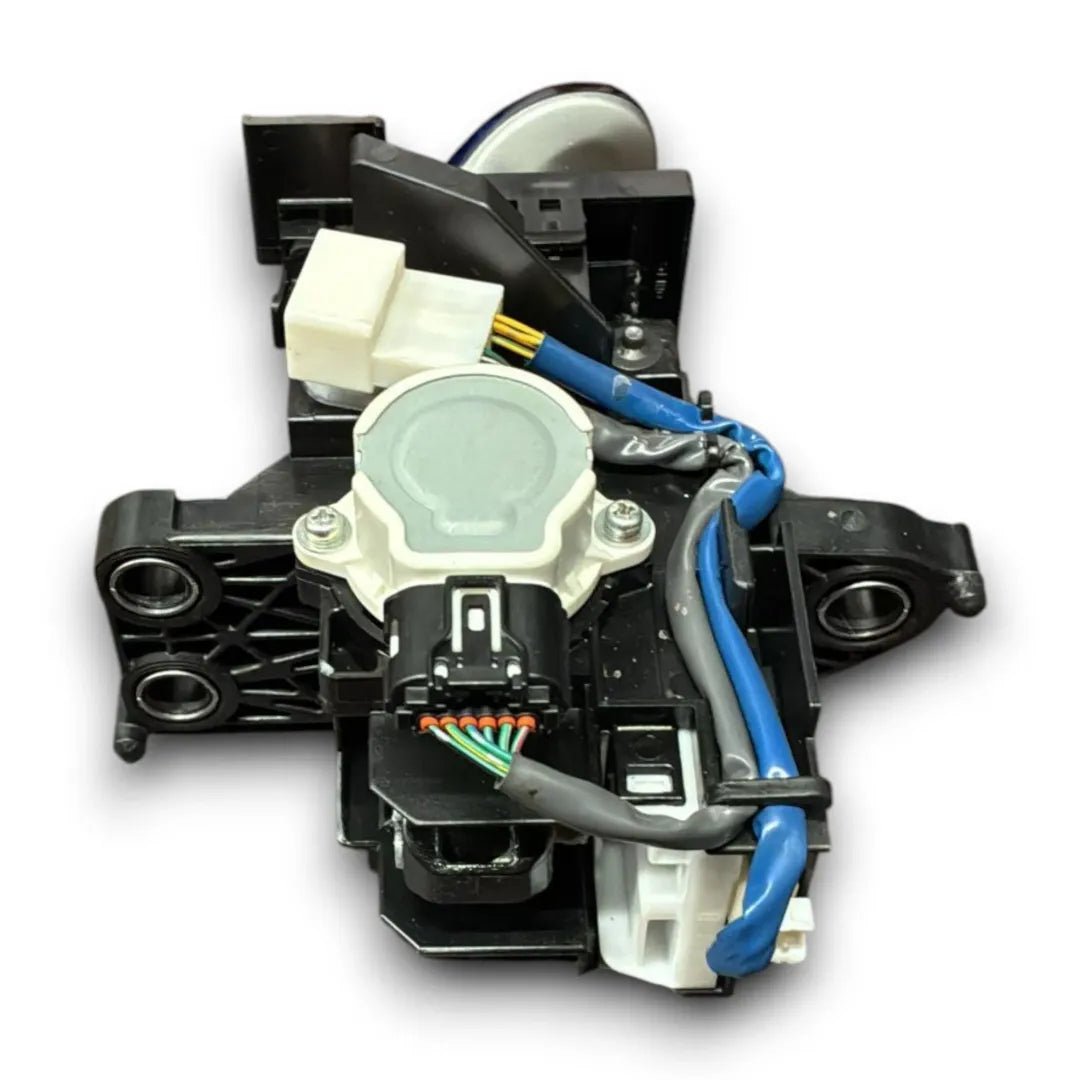 Dettaglio Leva selettrice del cambio automatico completa Toyota Auris dal 2012 OEM 3355012G20B0 - foto 2