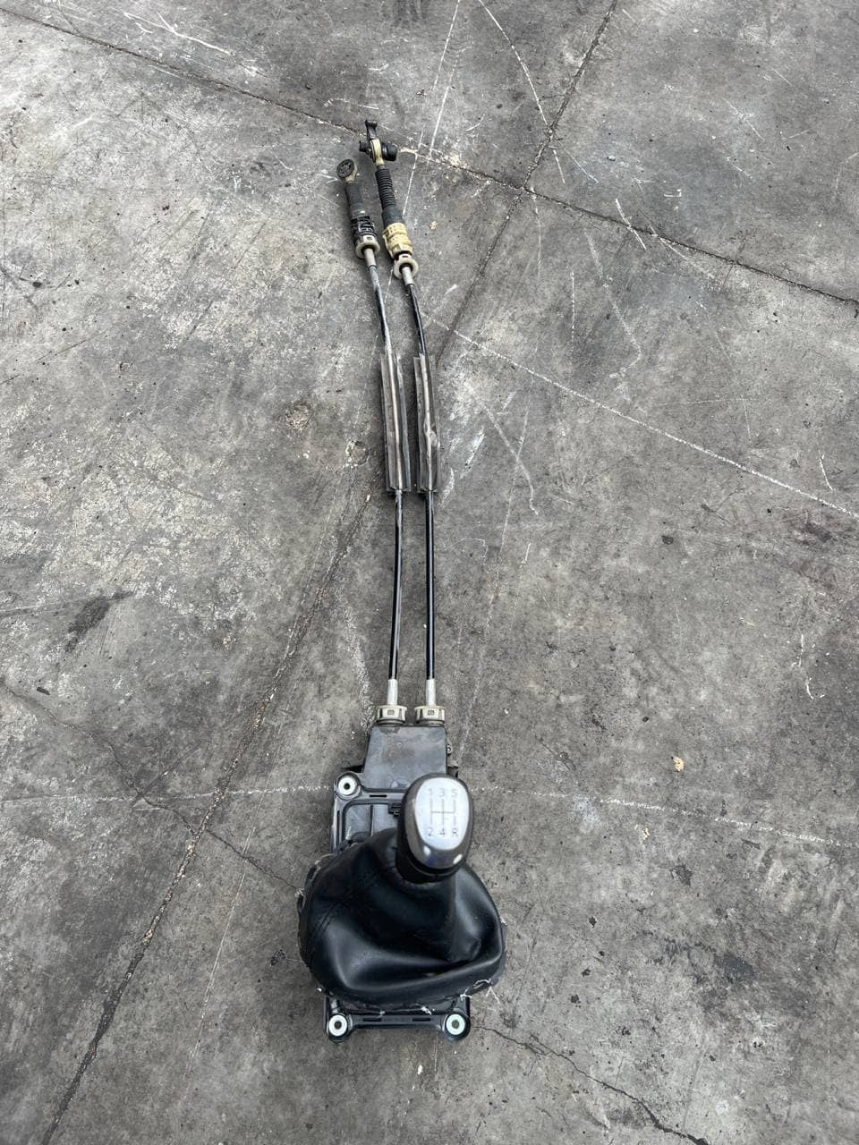 Leva cambio + cuffia + leveraggi Renault Clio IV cod 349017122R - F&P CRASH SRLS - Ricambi Usati