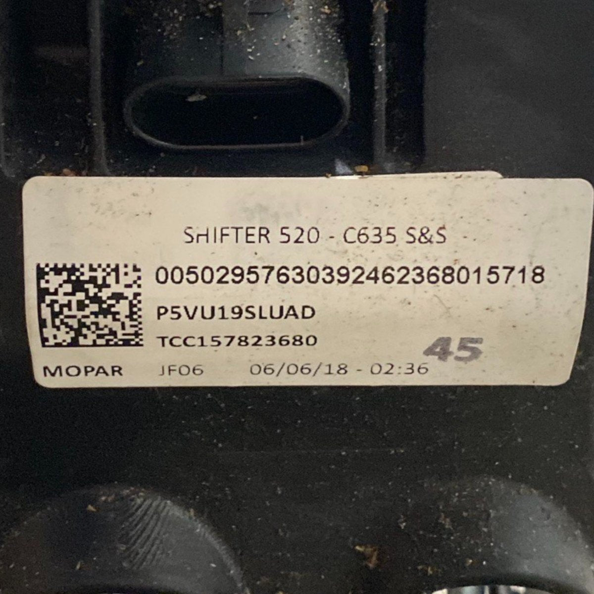 Manual gear lever + jeep renegade cords Code: p5vu19sluad (2014 - ) - F&P CRASH SRLS - Used Spare Parts