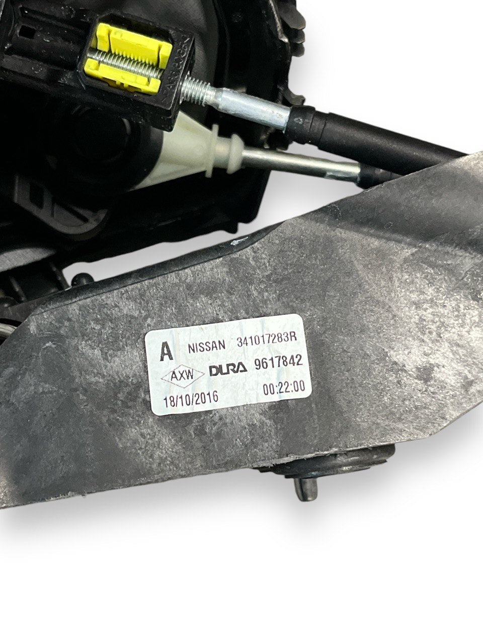 Leva del cambio manuale Nissan Qashqai J11 (2014 - 2021) cod.341017283R - F&P CRASH SRLS - Ricambi Usati