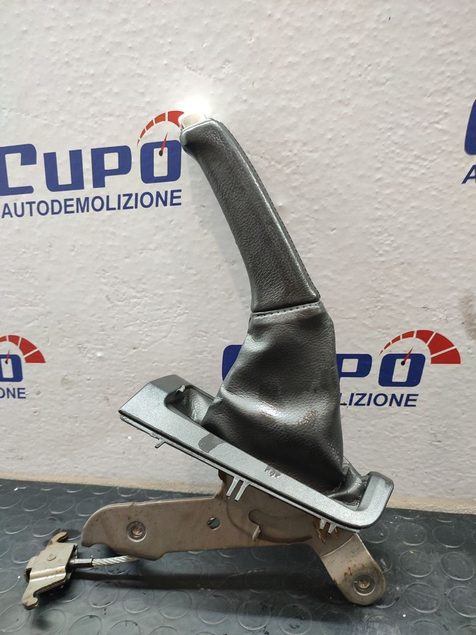 VOLVO V70 II SERIES 2.4 Gear Lever code: 30645174 - F&P CRASH SRLS - Used Parts