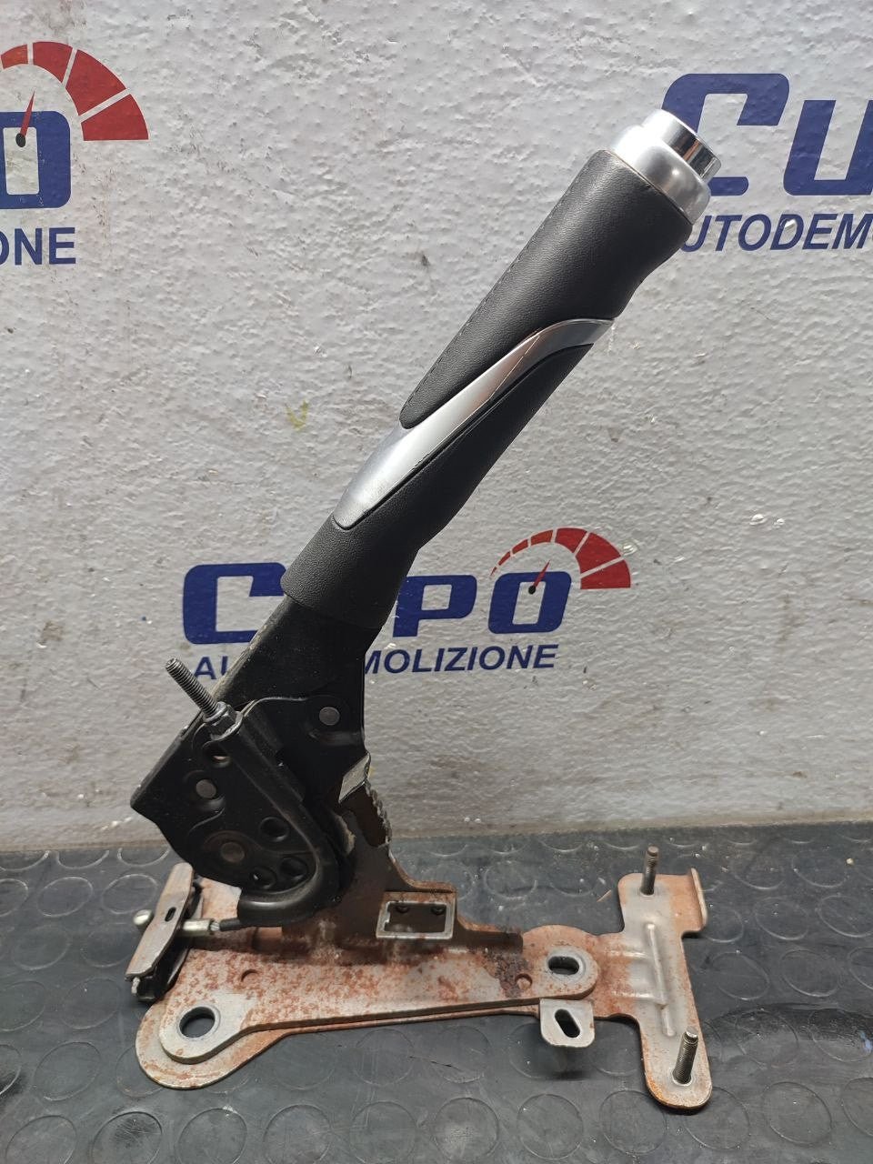 Leva Freno A Mano Citroen Ds3 (2011) - F&P CRASH SRLS - Ricambi Usati