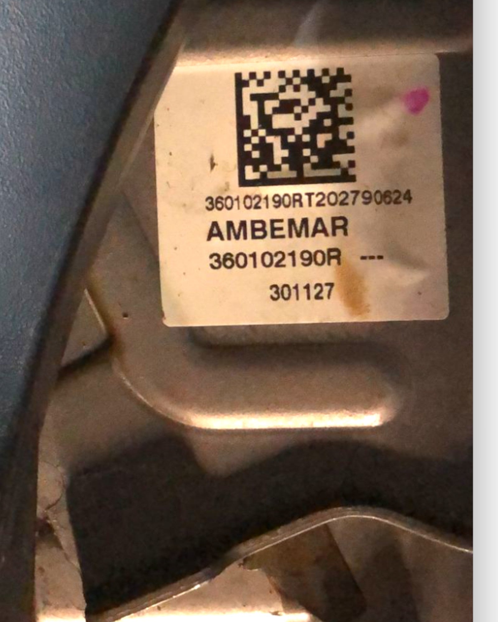 Handbrake / Parking Brake Dacia Sandero II (2012 > 2020) code:360102190R - F&P CRASH SRLS - Used Parts
