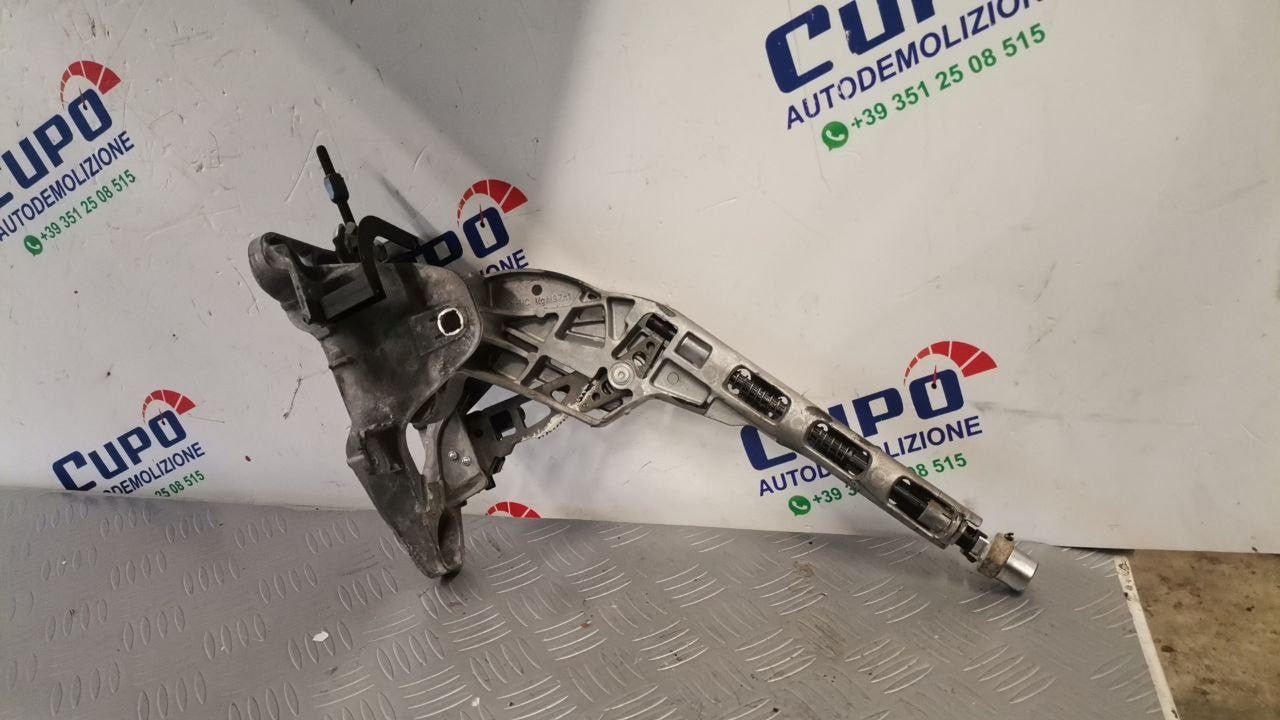 Leva freno di stazionamento VW Golf 1.9 cod: 1k0711303 - F&P CRASH SRLS - Ricambi Usati