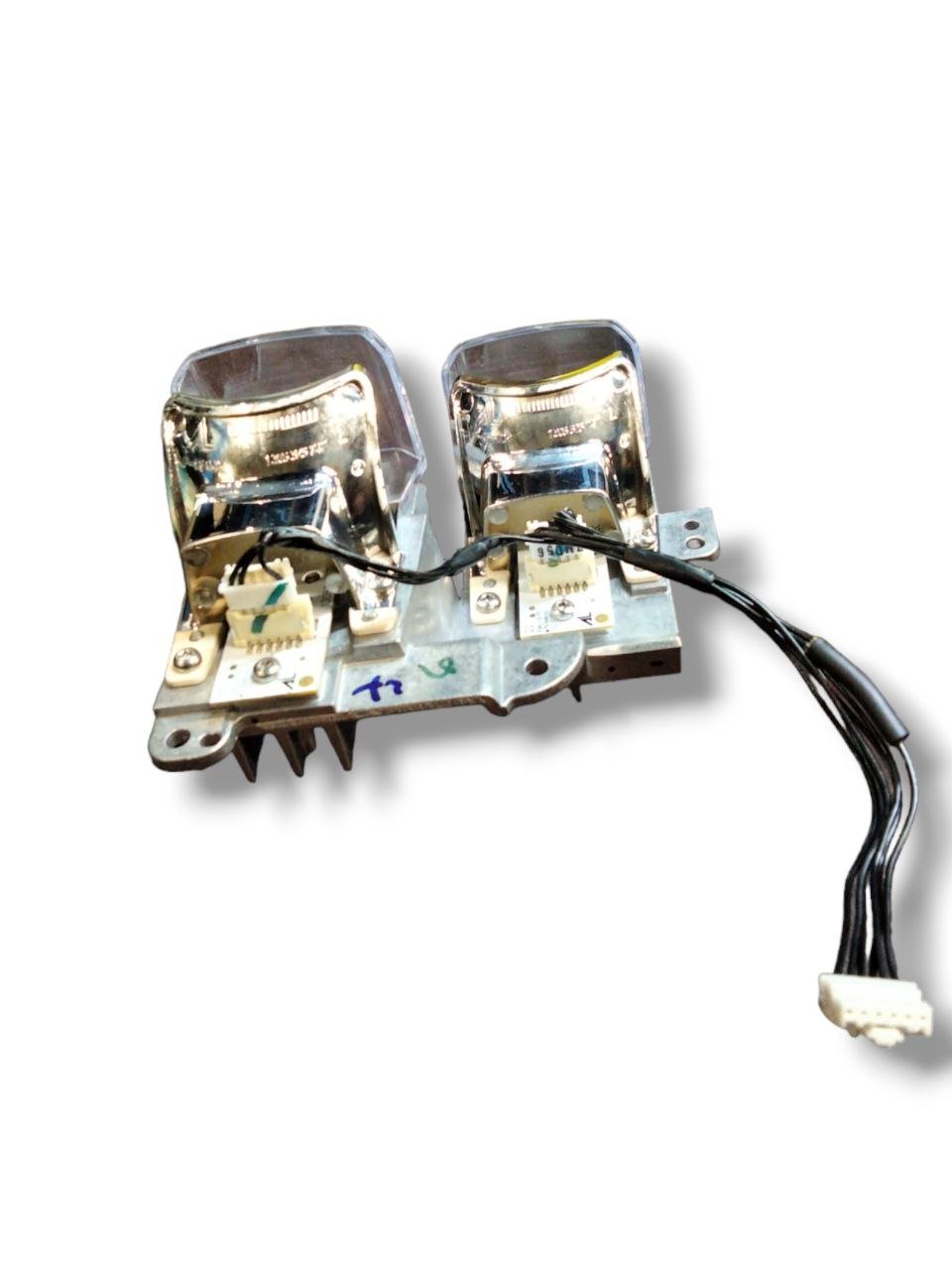 Left daytime running light LED circulation for Peugeot 308 (2013>) code 1305715275L - F&P CRASH SRLS - Used Parts