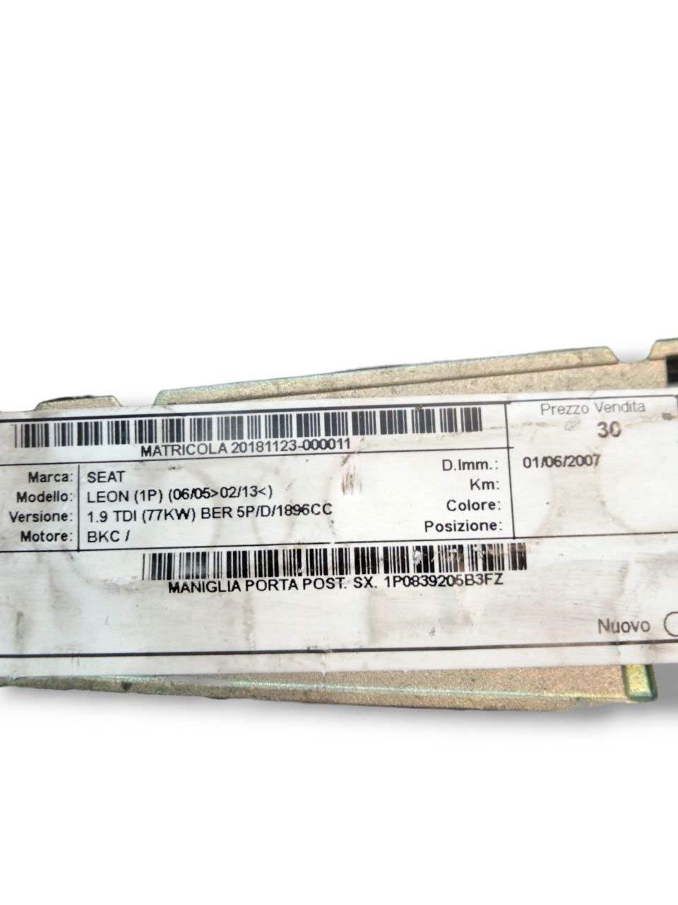 Maniglia esterna posteriore sinistra sx Seat Leon 1P (2007) cod.1P0839205B3FZ - F&P CRASH SRLS - Ricambi Usati