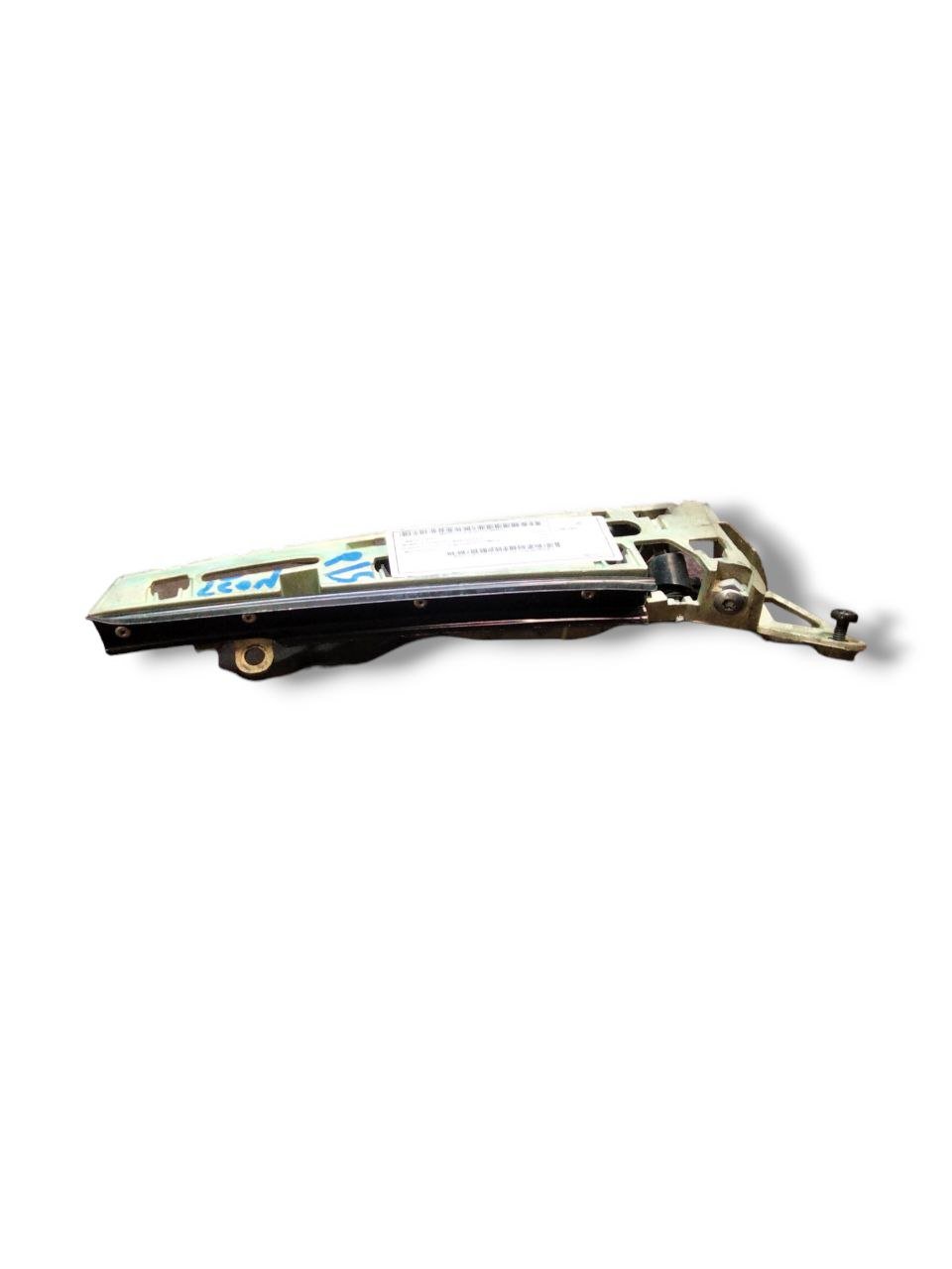 Maniglia esterna posteriore sinistra sx Seat Leon 1P (2007) cod.1P0839205B3FZ - F&P CRASH SRLS - Ricambi Usati