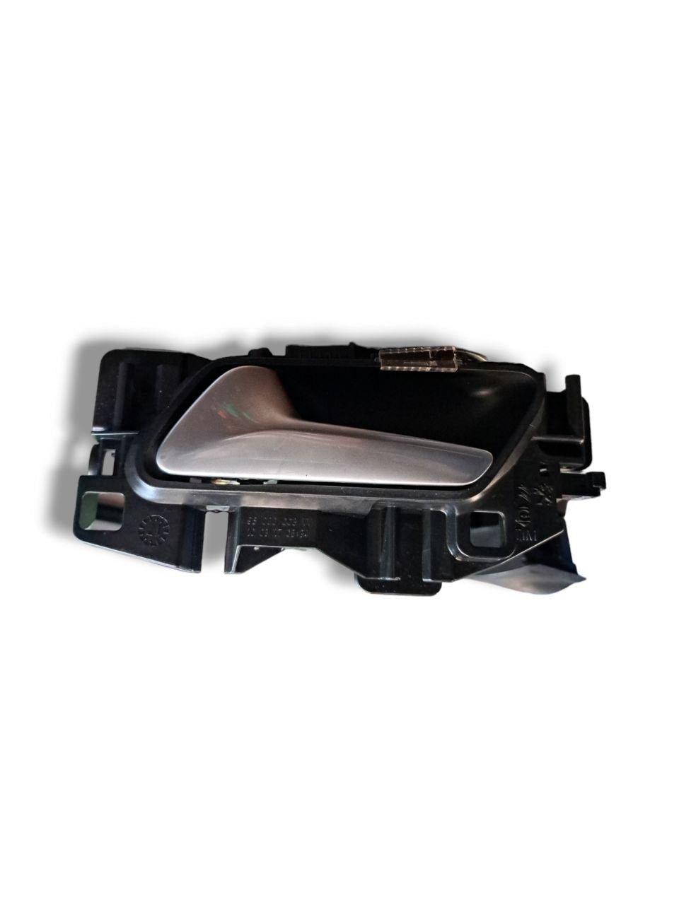 Left front interior handle Peugeot 308 (2018) COD:98000003 - F&P CRASH SRLS - Used Spare Parts