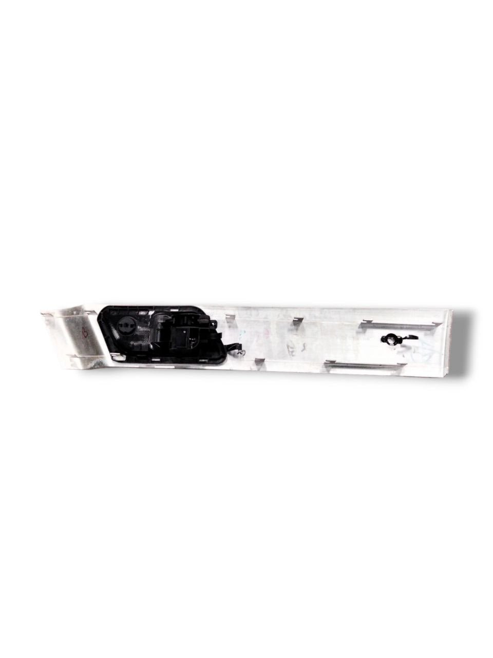 Left front interior handle Range / Land Rover Sport L320(2005 - 2012) cod.5H32 - 22601AD - F&P CRASH SRLS - Used Parts