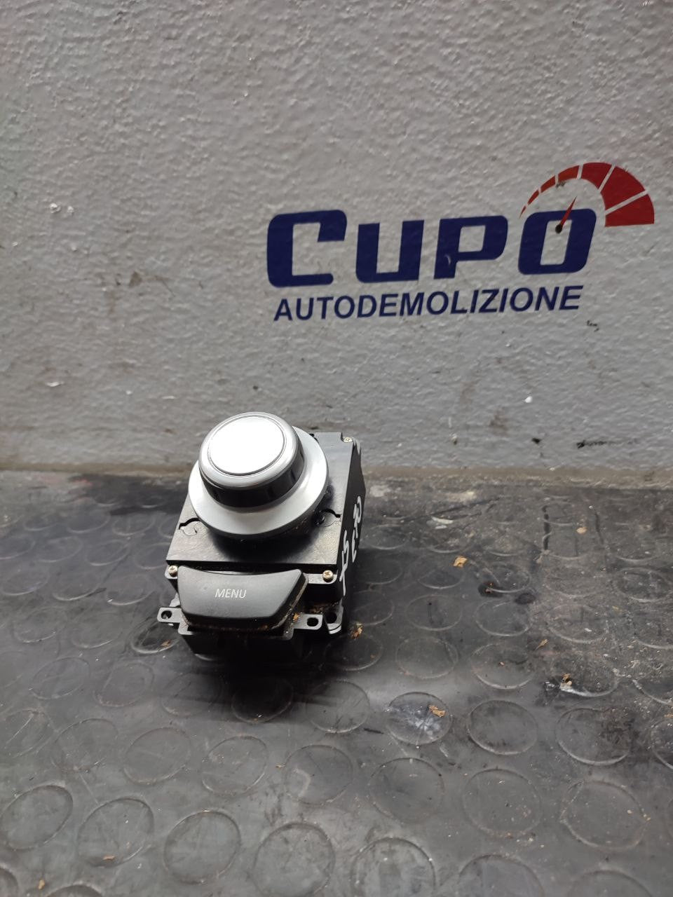 Manopola navigatore idrive Bmw X5 ( e70 ) cod 9125349-02 - F&amp;P CRASH SRLS - Ricambi Usati