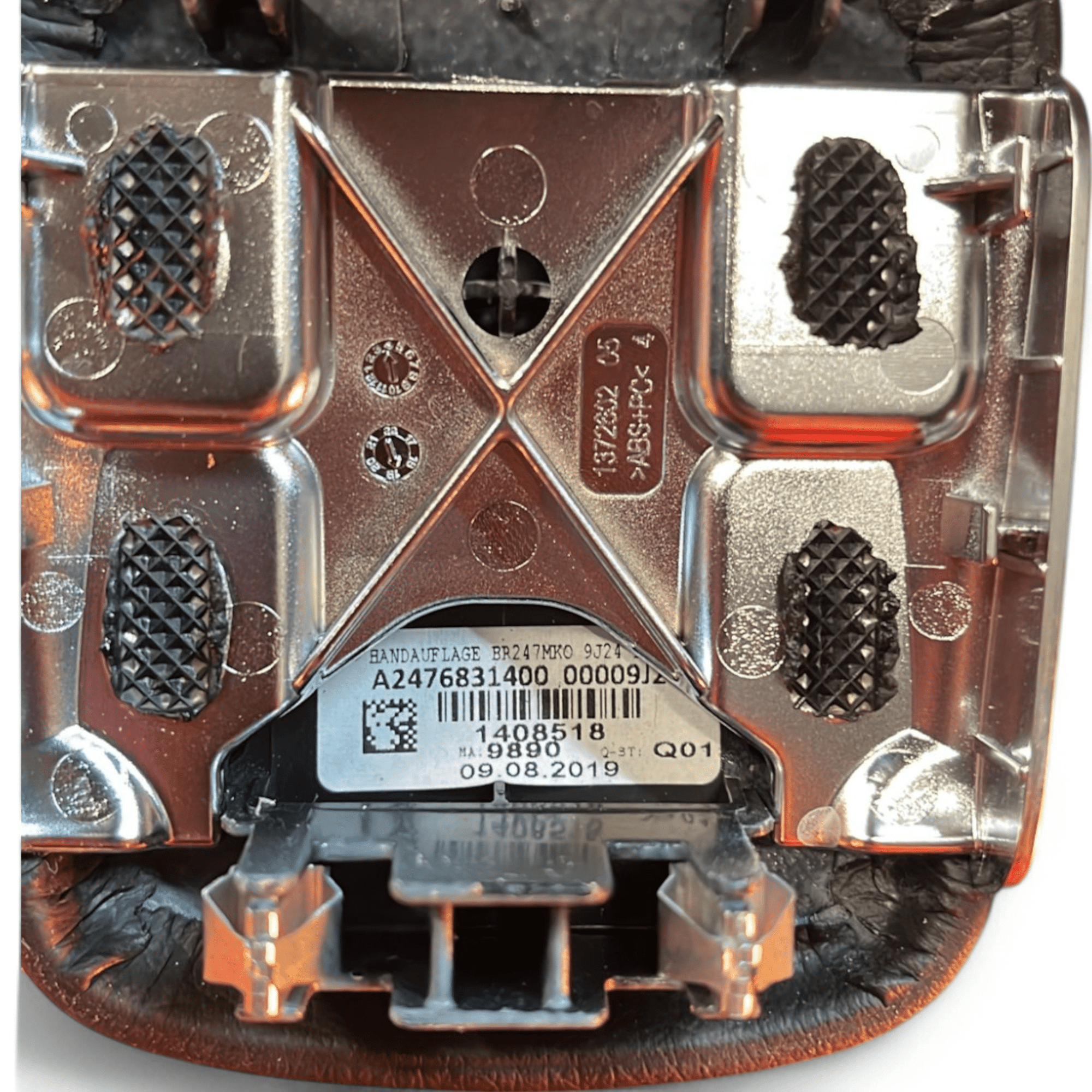 Manopola / poggia polso centrale Mercedes GLB X247 (2019 - >) cod.A2476831400 - F&P CRASH SRLS - Ricambi Usati