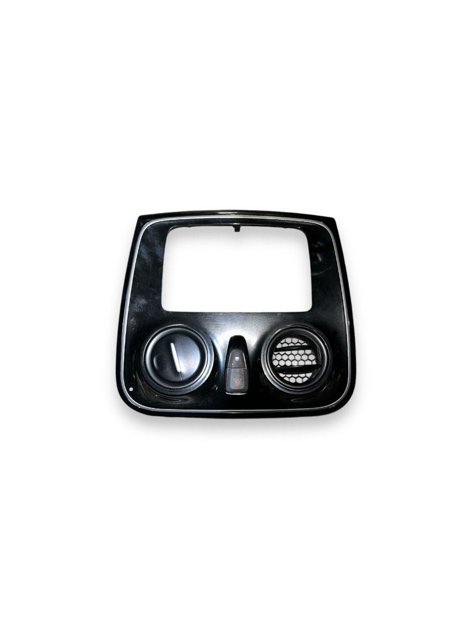 Mascherina Autoradio Dacia Sandero II (2012 > 2020) cod.682603655R - F&P CRASH SRLS - Ricambi Usati
