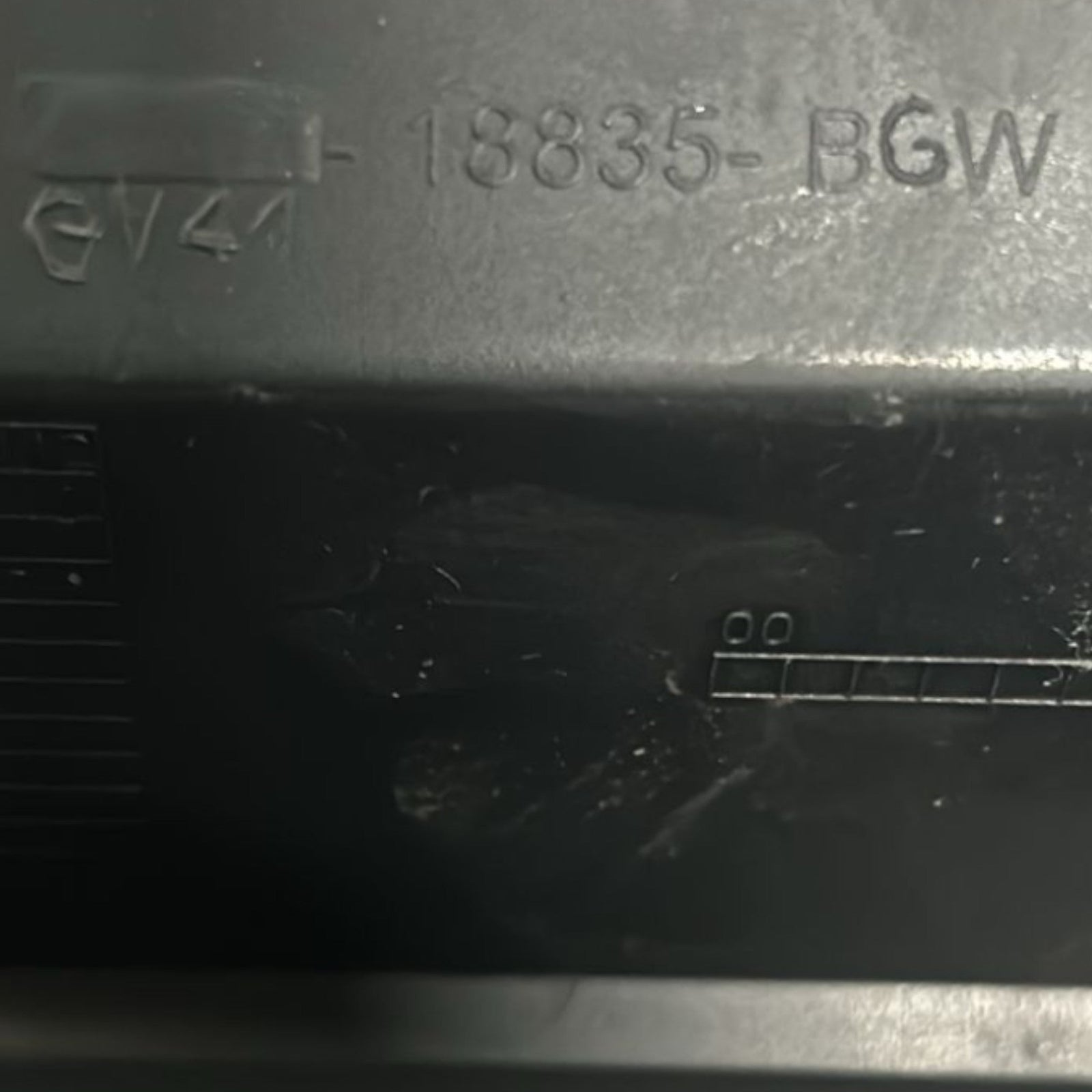 Mascherina Autoradio Ford Kuga II (2012 > 2020) cod:GV41 - 18835 - BGW + Comandi + Bocchette Aria - F&P CRASH SRLS - Ricambi Usati