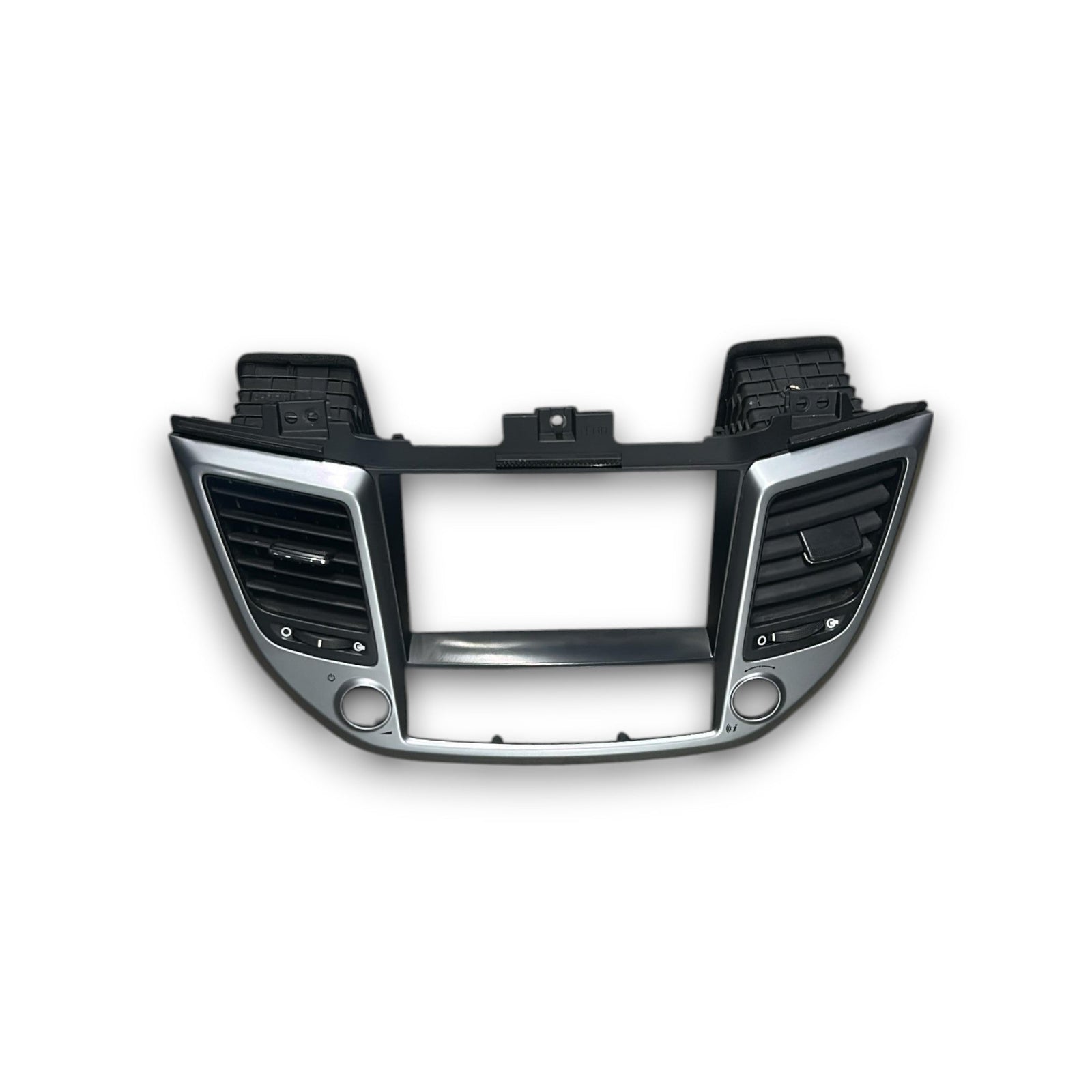 Mascherina Autoradio Hyundai Tucson cod.84740 - D7100 (2015 > 2018) + Bocchette Aria - F&P CRASH SRLS - Ricambi Usati