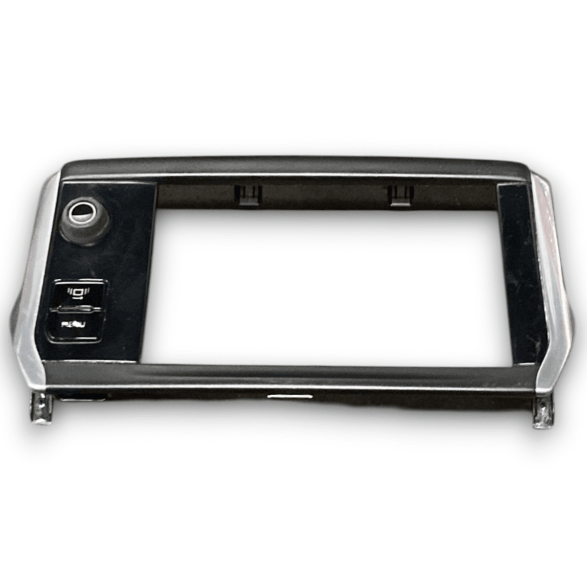 Mascherina autoradio Peugeot 208 cod . 9673861377 (2012 > 2012) - F&amp;P CRASH SRL - Ricambi Usati